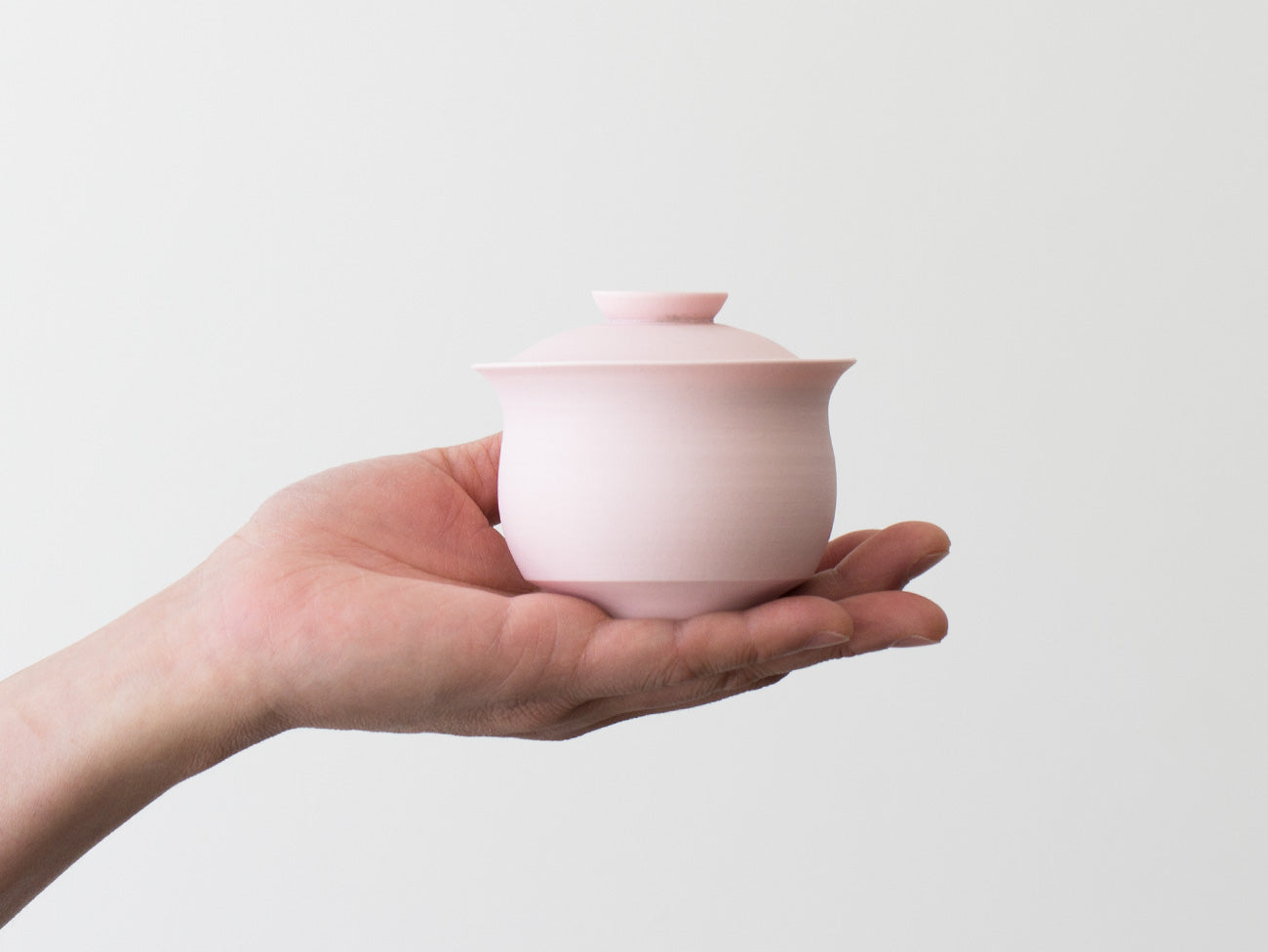 Premium Pink Porcelain Gaiwan Set - Traditional Chinese Tea Brewing Cup with Lid & Saucer - Perfect for Loose Leaf Tea Ceremony, Home Tea Party & Gift Giving