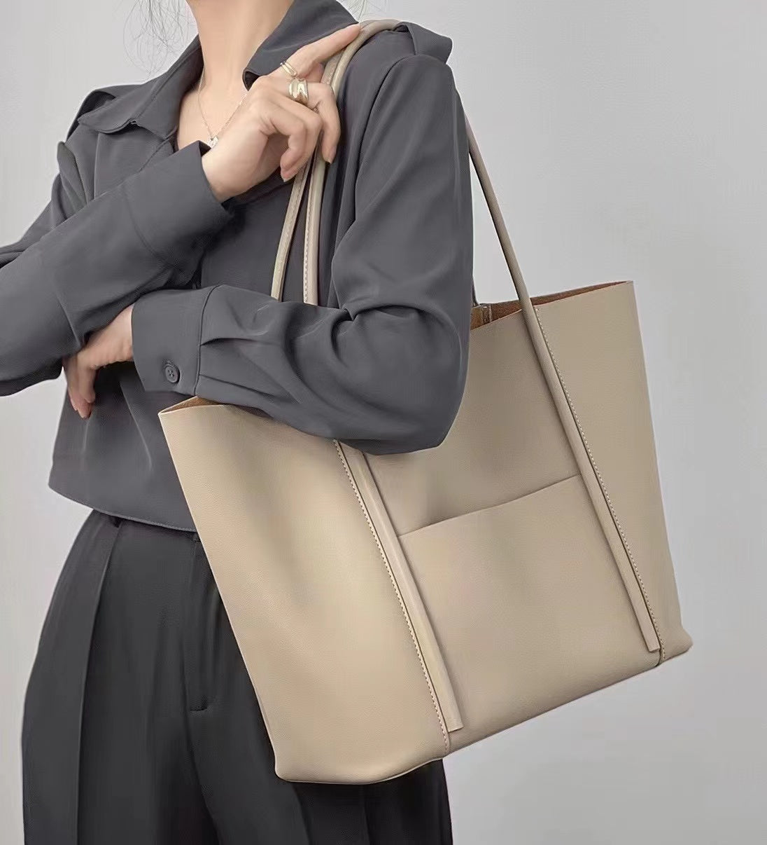 Stylish & Durable Commuter Tote Bag for Women - Waterproof Work Laptop Bag with USB Charging Port - Perfect for Office, Travel & Daily Use