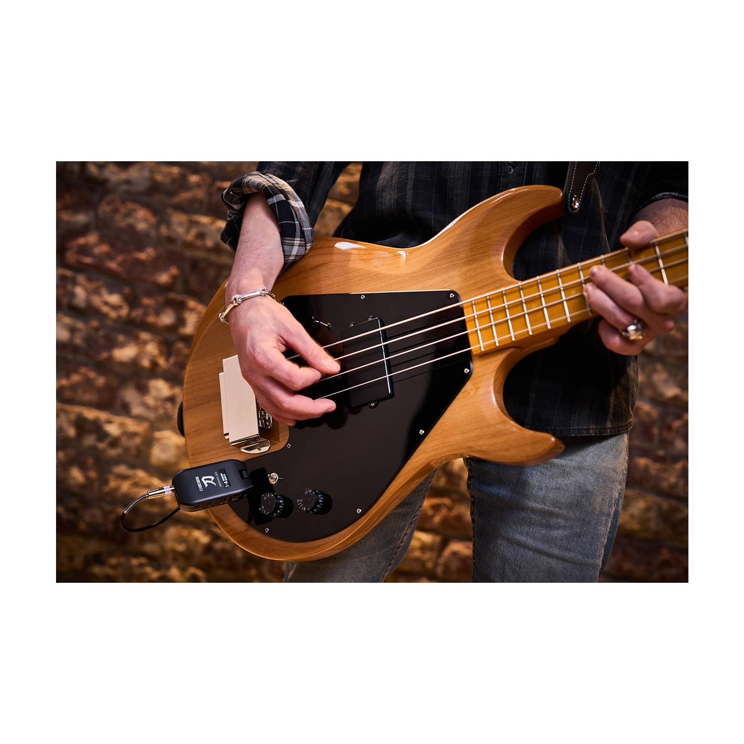 Boss Katana:GO Personal Headphone Guitar Amplifier - Compact Portable Amp for Silent Practice, Home Studio & Travel Use