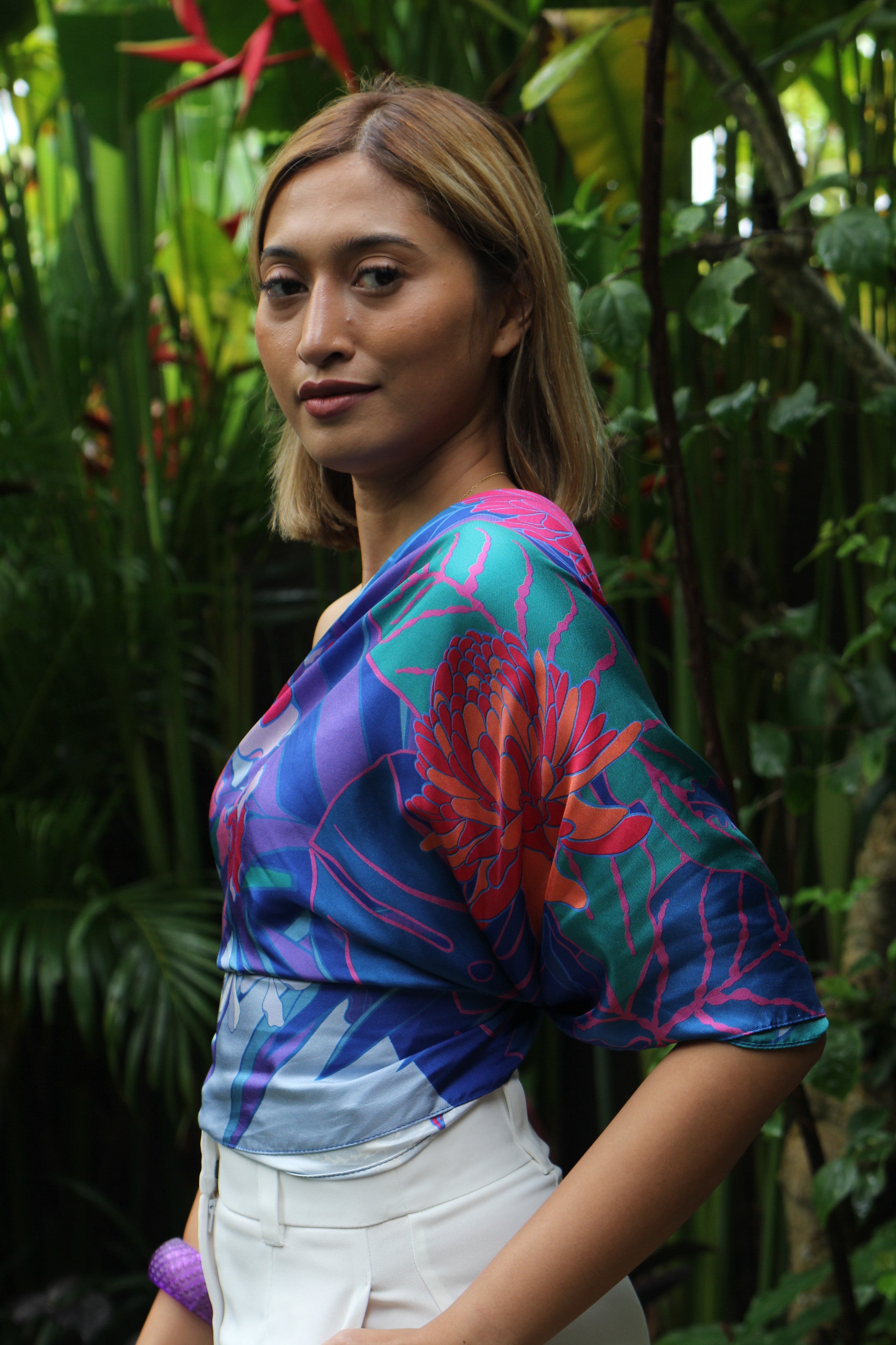 Premium Coastal Life Silk Scarf - Luxurious Lightweight Fashion Accessory for Women - Perfect for Beach Vacations, Weddings & Everyday Elegance
