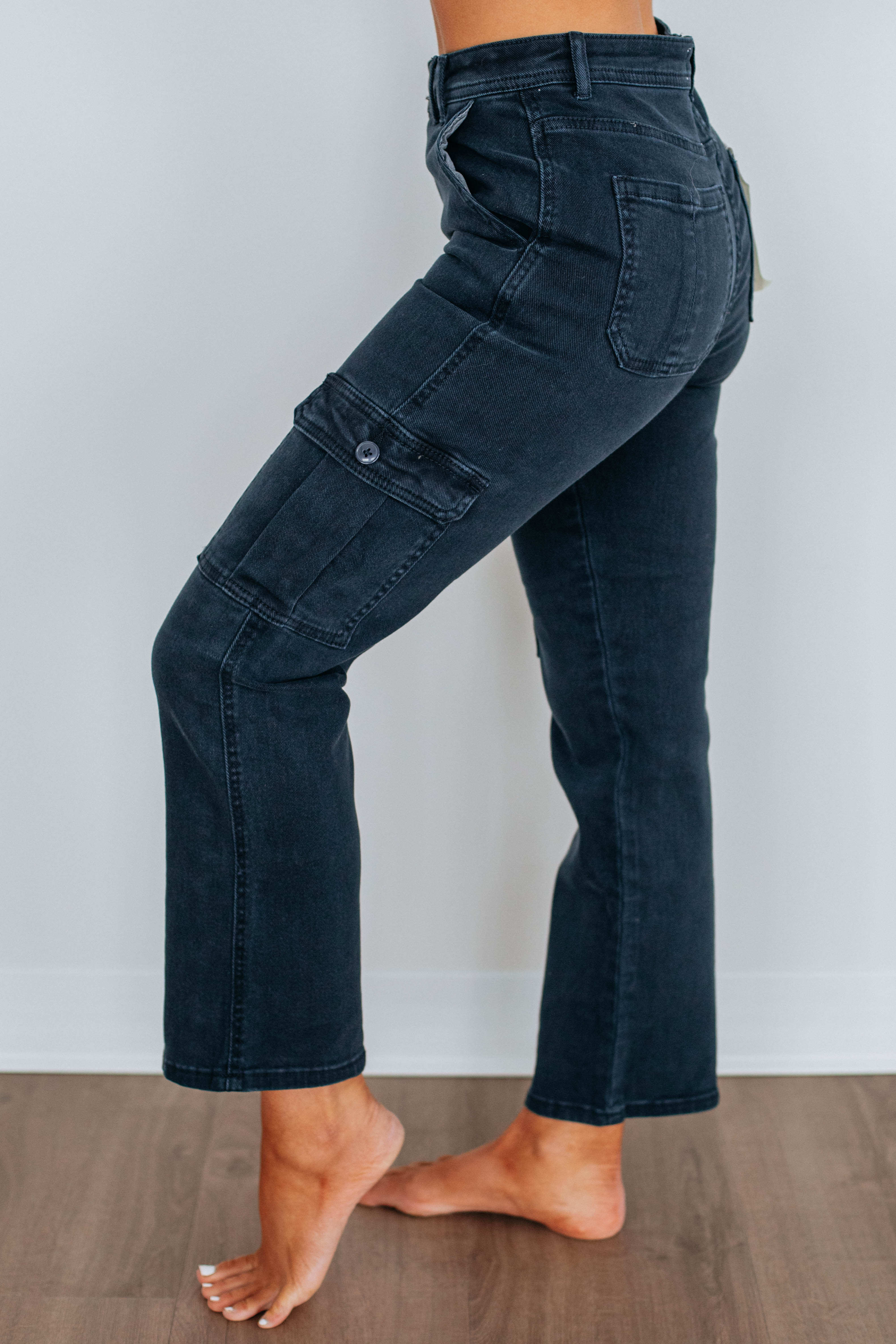 Hadley Risen Cargo Jeans for Men - Stylish Blueberry Wash Denim Pants with Multiple Pockets | Perfect for Outdoor Adventures, Workwear & Casual Street Style
