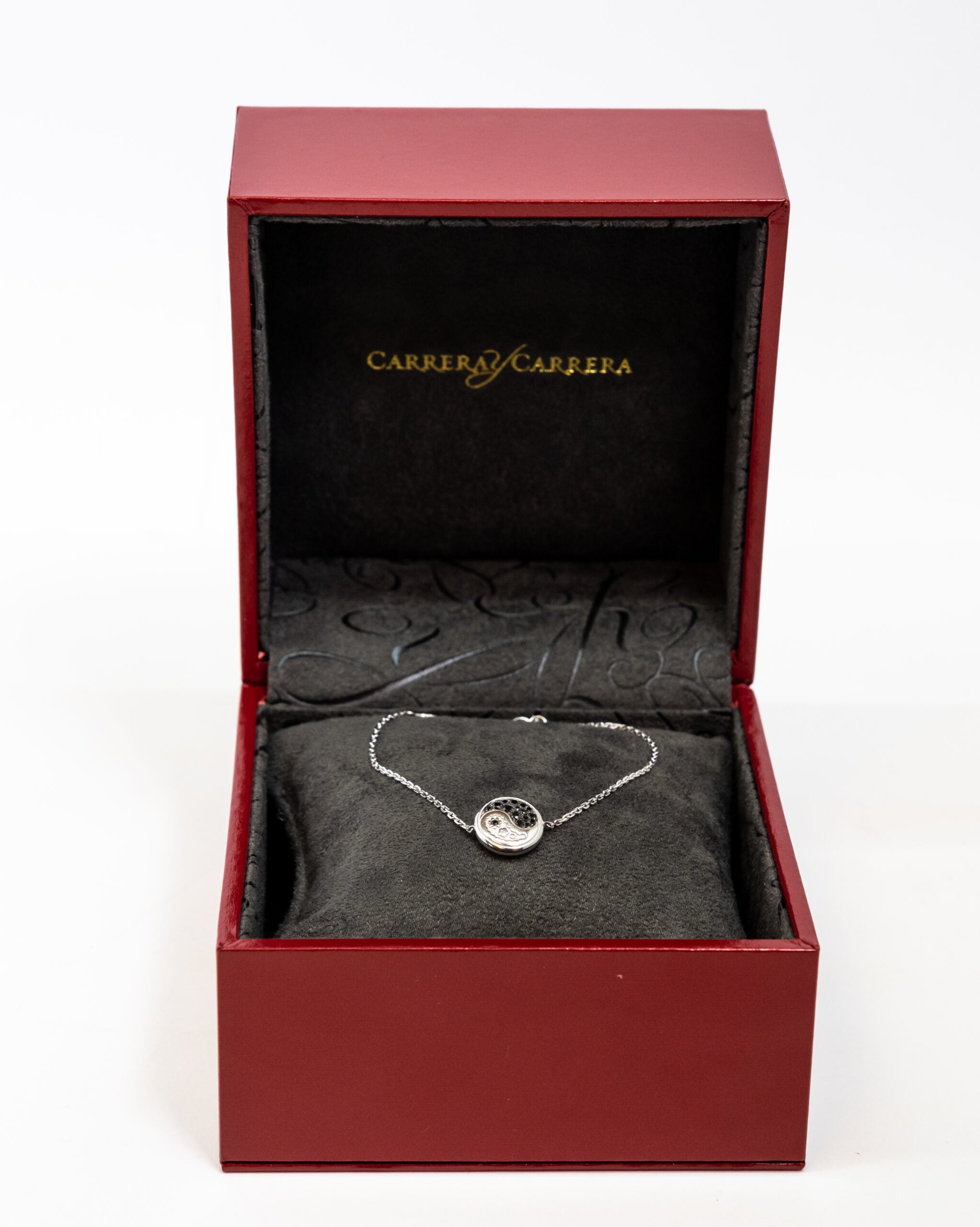 Carrera Y Carrera Aqua Reversible XS 18K White Gold Diamond Bracelet | Luxury Women's Jewelry Gift for Anniversary, Wedding & Special Occasions