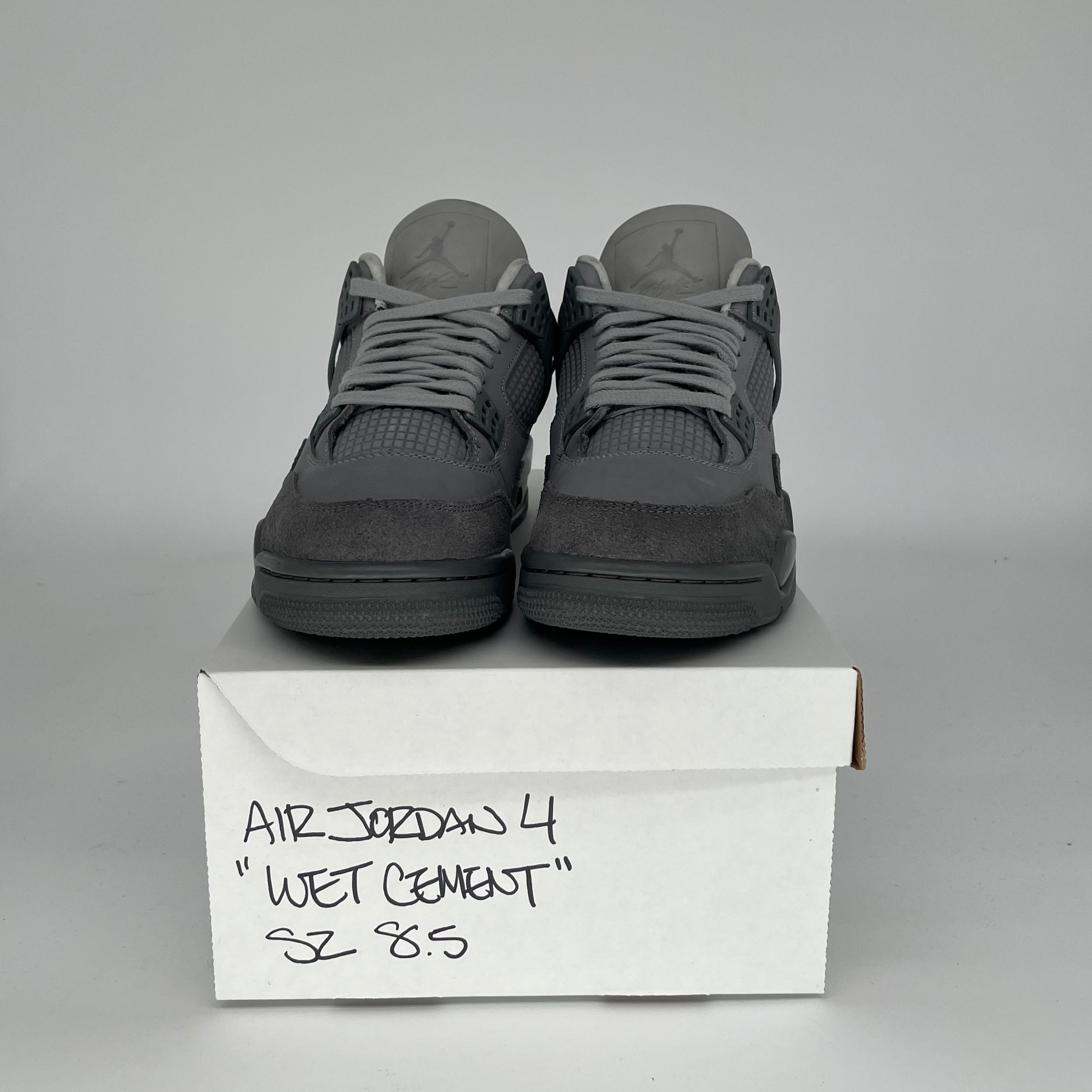 AIR JORDAN 4 Retro 