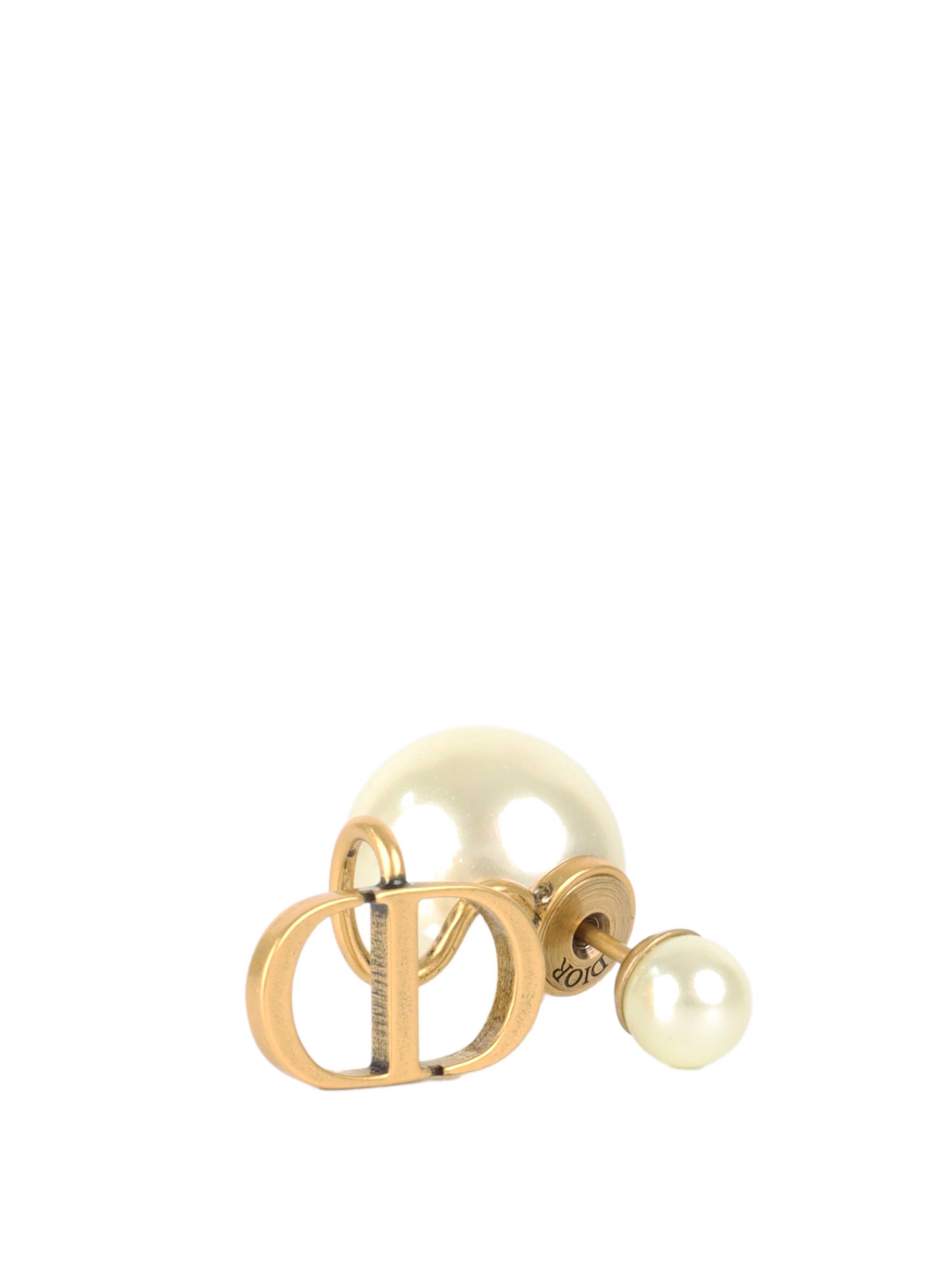 Dior Pearl Single Ear Cuff - Elegant Fashion Jewelry for Women | Perfect for Parties, Weddings & Special Occasions