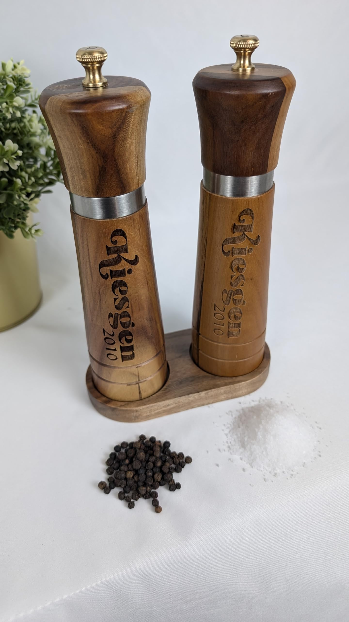 Personalized Acacia Wood Salt and Pepper Grinder Set - Custom Engraved with 41 Font Options - Perfect for Wedding Gifts, Housewarming & Kitchen Essentials