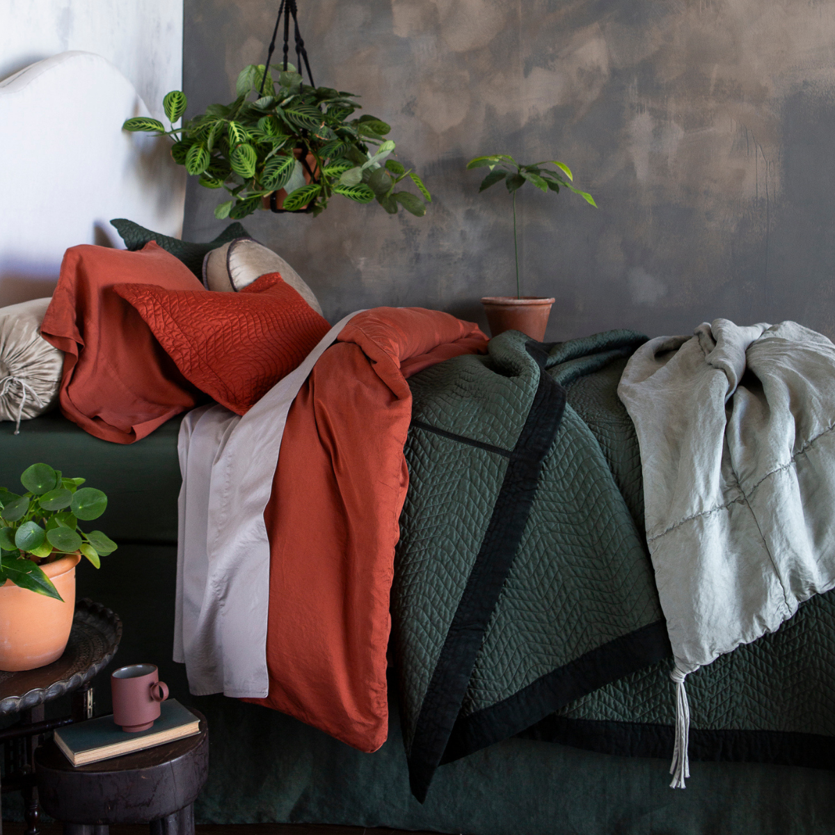 Cirillo Coverlet - Soft & Breathable Bedspread for All Seasons | Perfect for Bedroom, Guest Room & Dorm Decor
