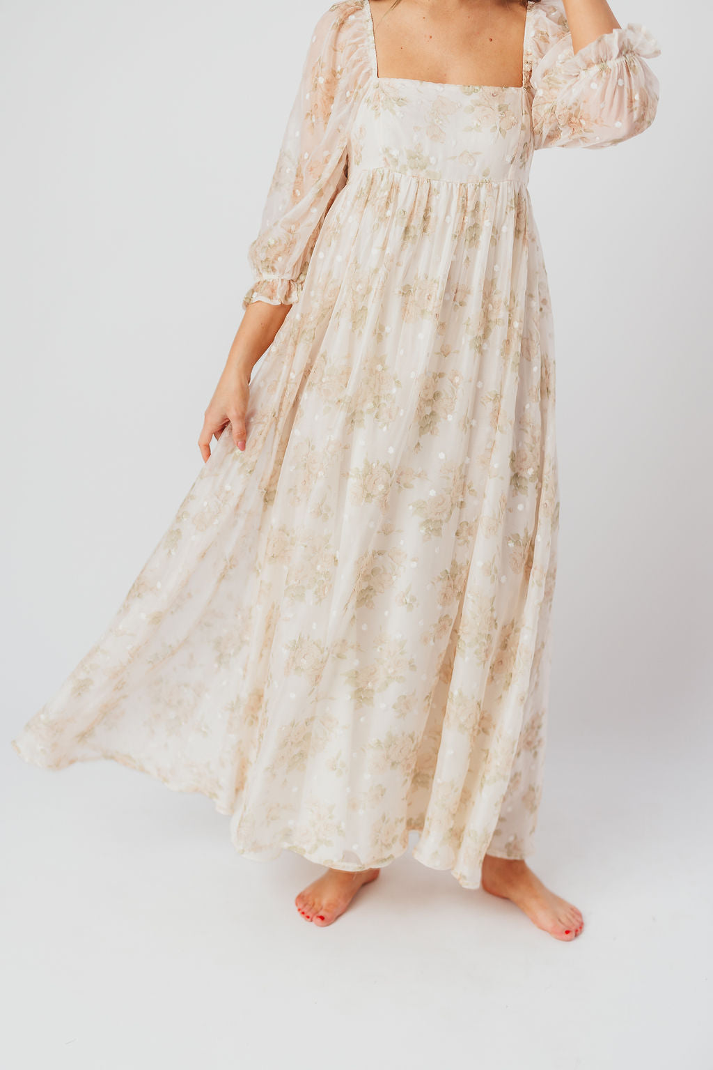 Elegant Cream Floral Smocked Maxi Dress for Women - Bump Friendly Maternity & Inclusive Sizing (S-3XL) | Perfect for Summer Weddings, Beach Vacations & Casual Outings
