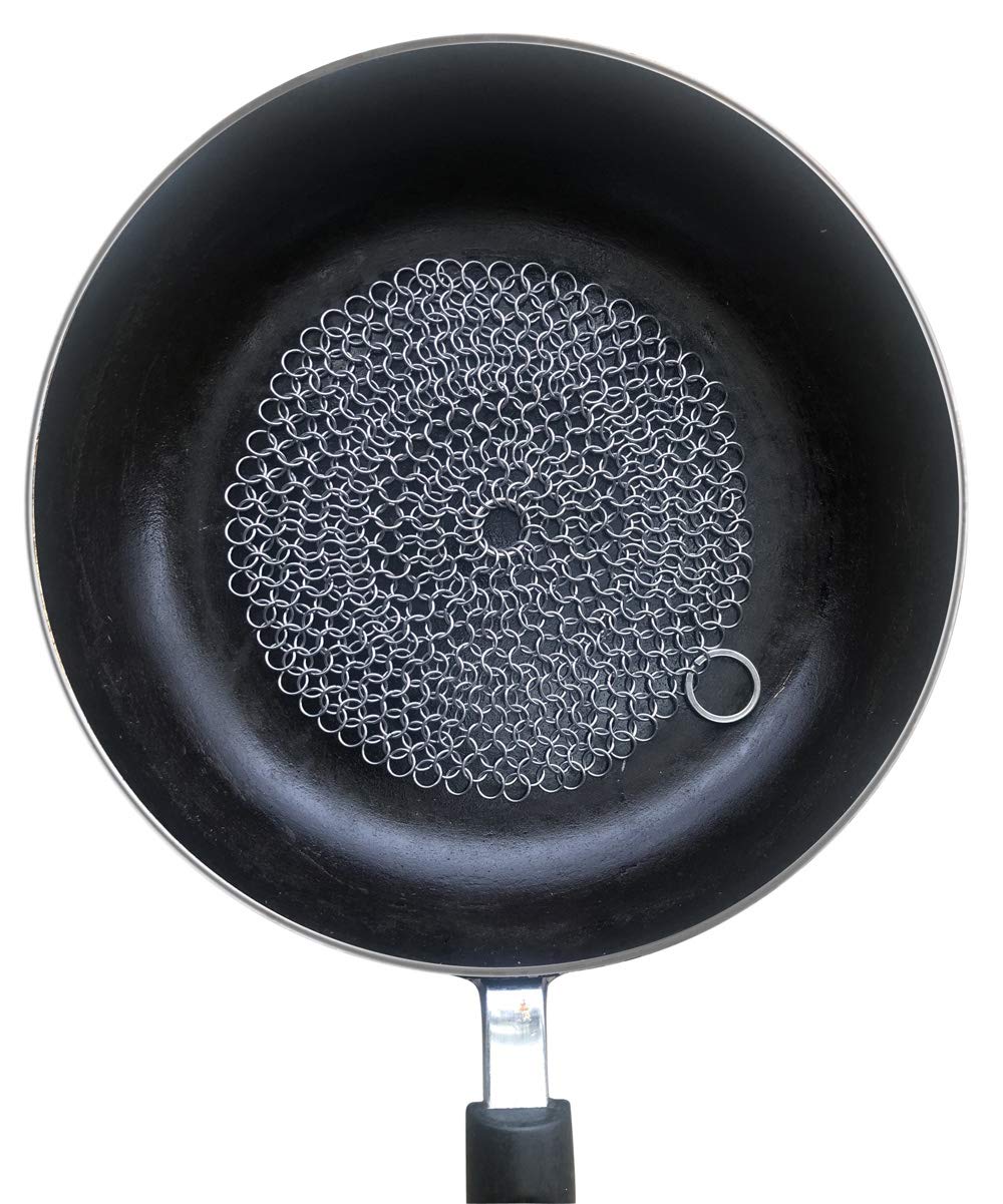 Premium 316 Stainless Steel Cast Iron Cleaner & Chainmail Scrubber - 7 Inch Round for Cast Iron Skillets, Dutch Ovens, Waffle Irons & Grill Pans - Perfect for Camping, Outdoor Cooking & Kitchen Maintenance