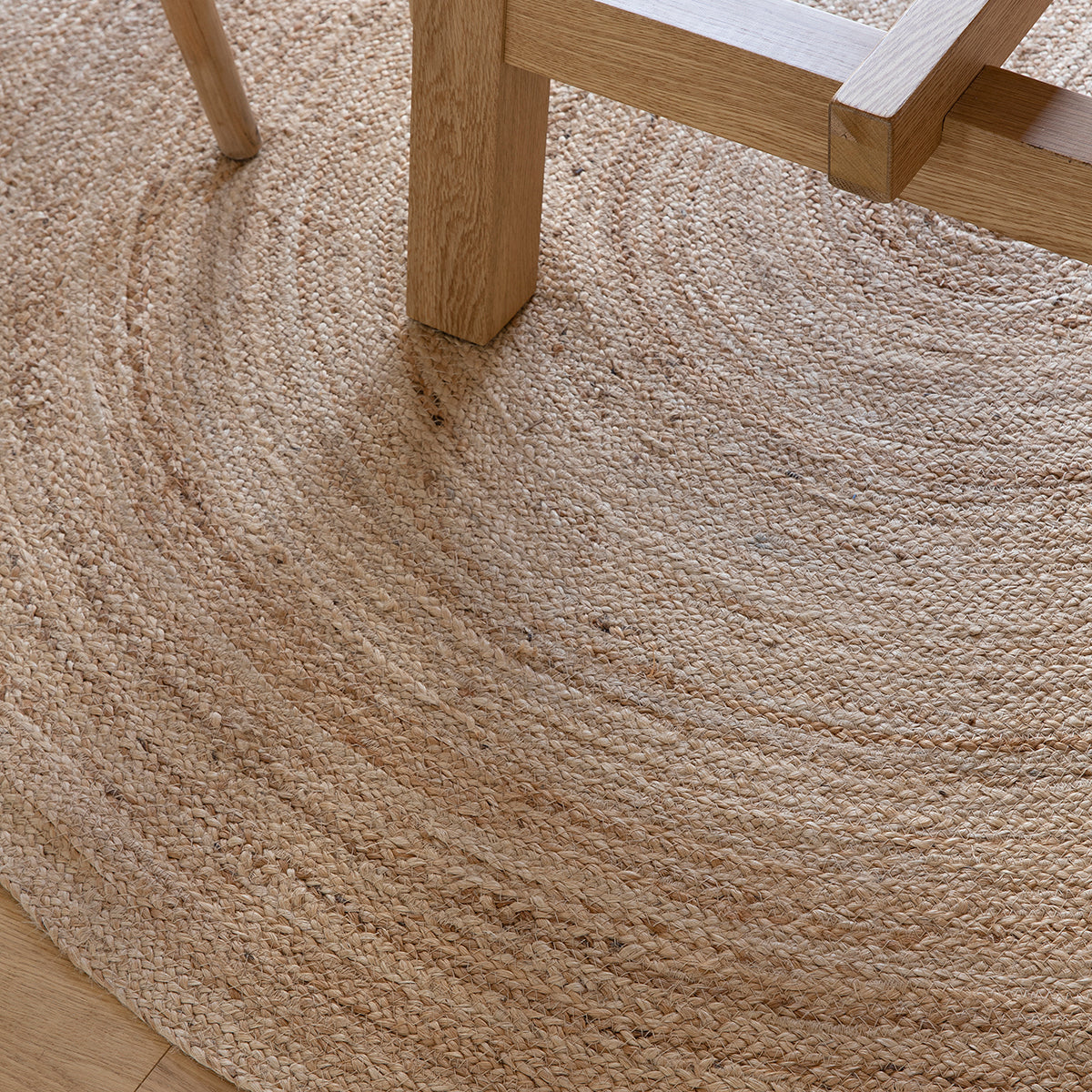 Handwoven Amber Braided Oval Jute Rug - Natural Fiber Boho Chic Floor Mat for Living Room, Bedroom & Nursery Decor