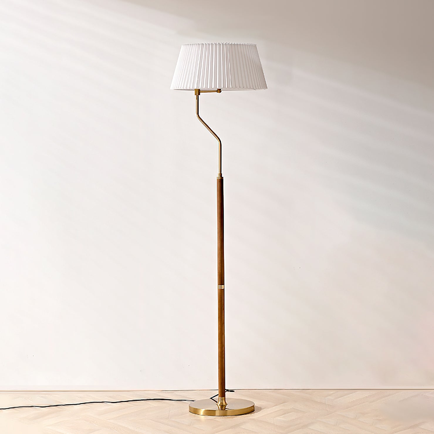 Bergboms Modern Floor Lamp with Adjustable Height - Bright LED Standing Light for Living Room, Bedroom & Office - Perfect for Reading, Working & Relaxing