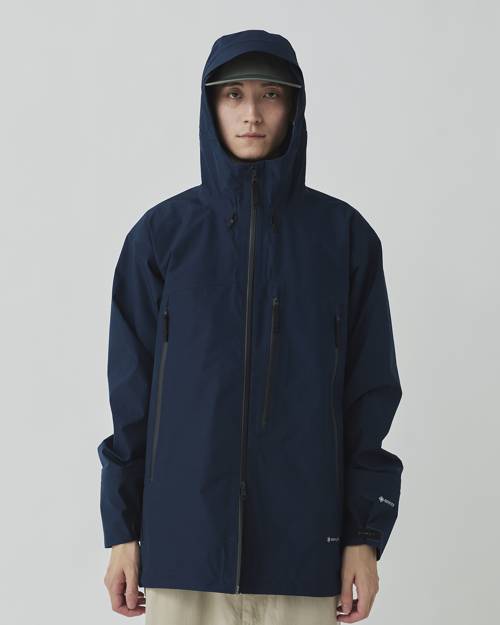 GORE-TEX Waterproof Rain Jacket for Men & Women - Lightweight Windproof Outdoor Shell for Hiking, Camping & Travel