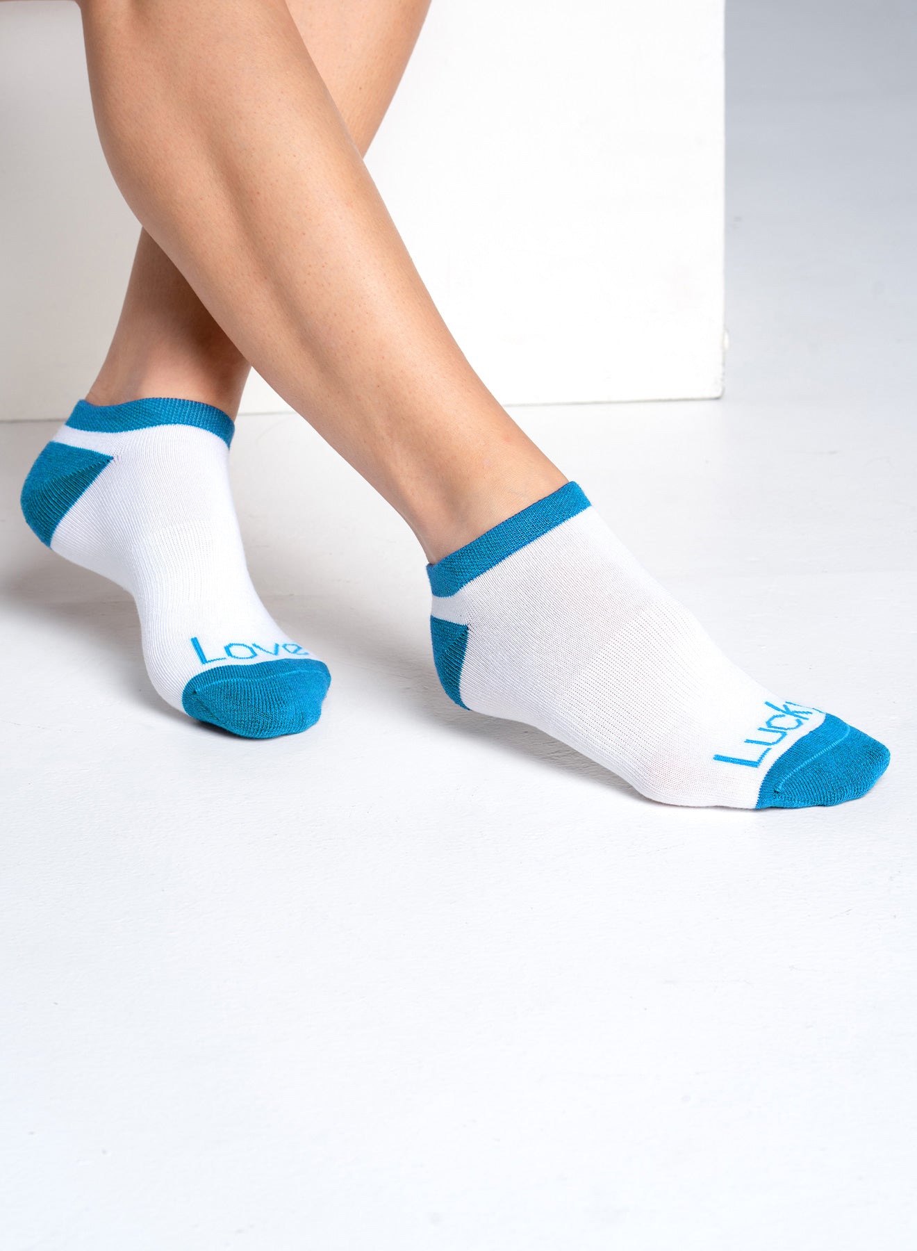 Caribbean Vibes Low Cut Socks for Men & Women - Breathable Comfort Ankle Socks for Running, Sports & Casual Wear
