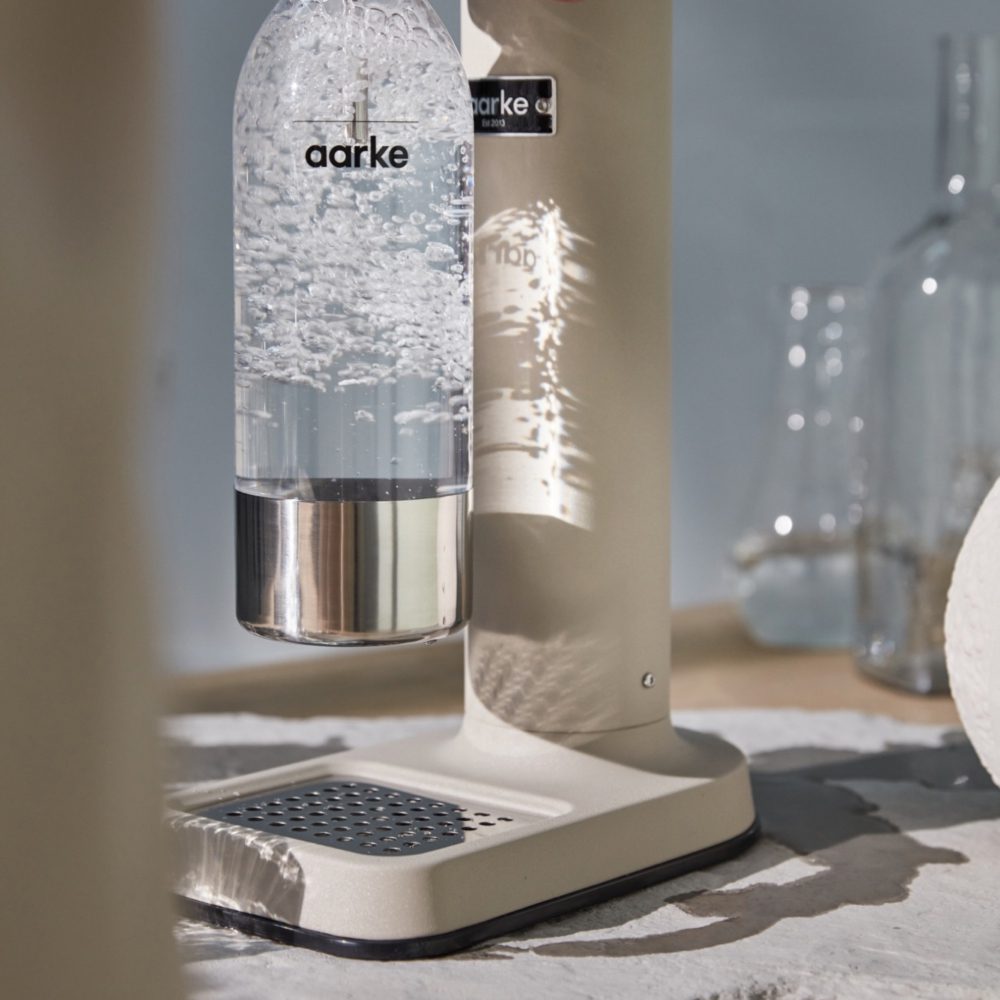 AARKE Carbonator 3 Soda Maker - Premium Home Carbonation System for Sparkling Water & Drinks | Perfect for Kitchen, Office & Entertaining
