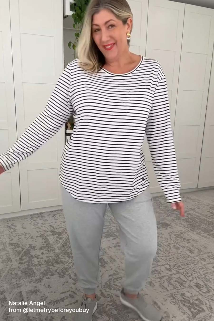 Stylish Black Stripe Long Sleeve Top for Women - Casual & Comfortable Lifestyle Shirt for Everyday Wear, Work, and Outings