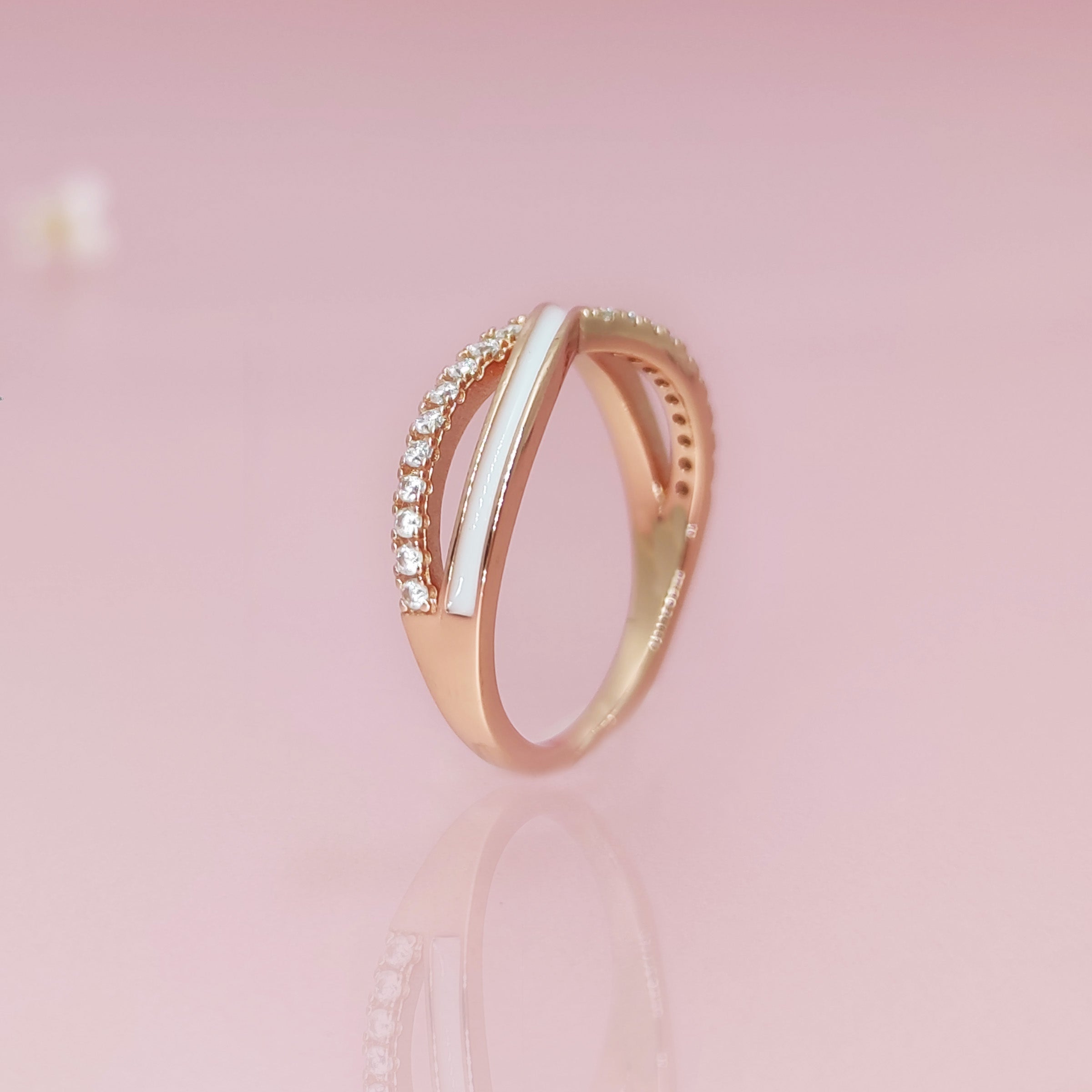 Love Bond Breastmilk Ring - Sterling Silver Keepsake Jewelry for Moms - Perfect for Breastfeeding Mothers, New Mom Gifts & Memorial Jewelry - Ideal for Mother's Day, Baby Showers & Cherished Memories
