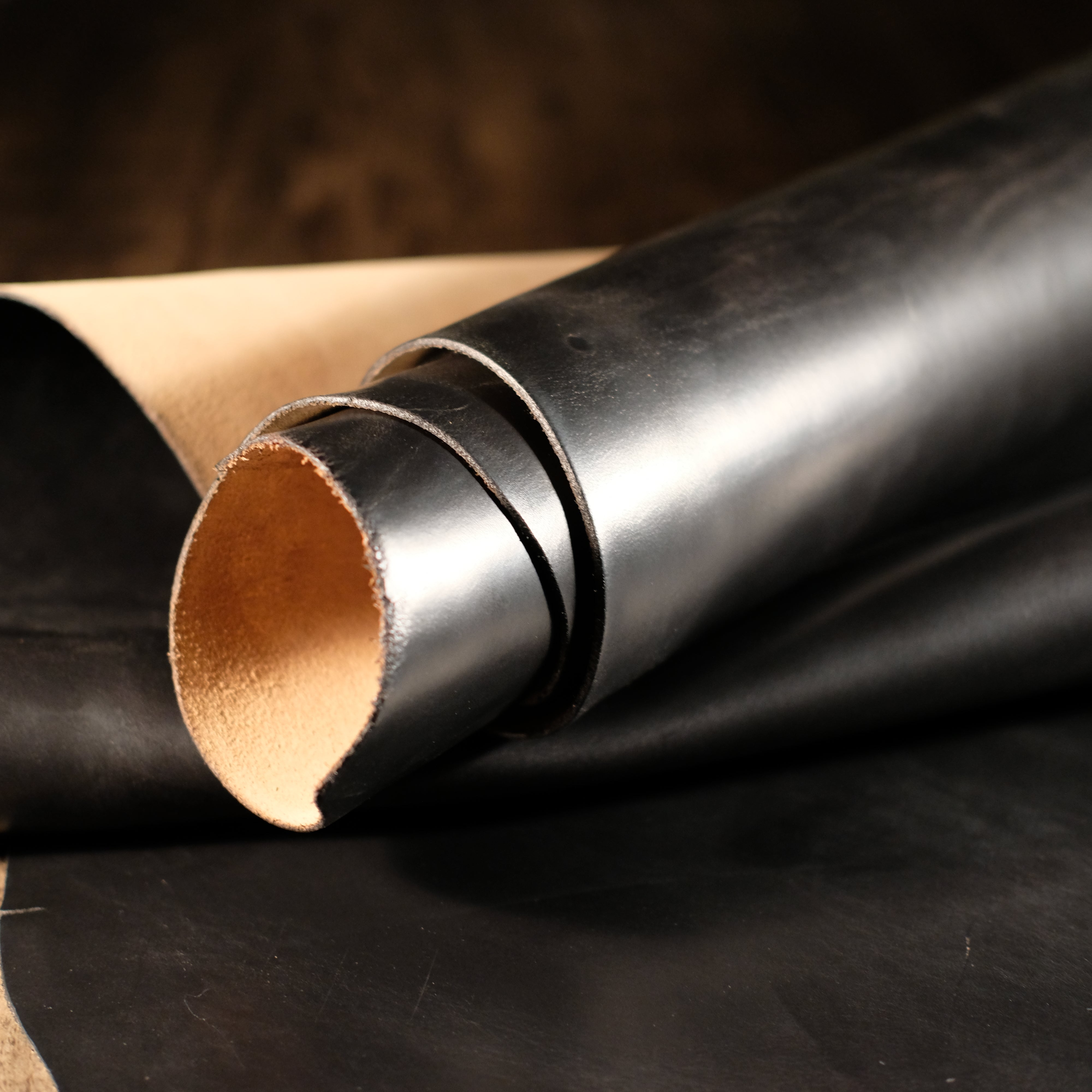 Premium Horween Leather - Black Top Chrome 5-6oz Genuine Leather for Wallets, Belts & Accessories | Durable & Luxurious Material for Crafting & DIY Projects