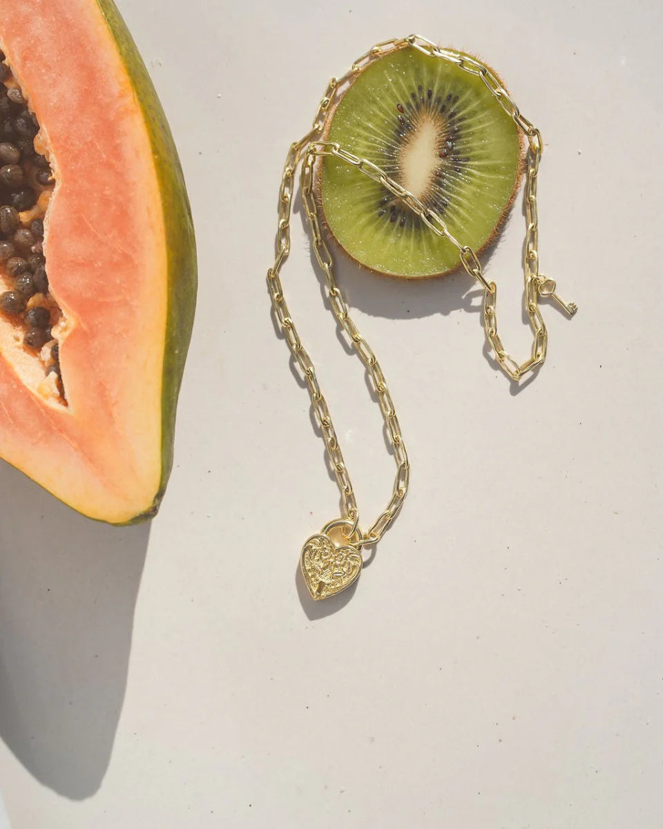 Heart-Shaped Pendant Lock Necklace - Elegant Jewelry for Women | Perfect Gift for Valentine's Day, Anniversary & Romantic Occasions