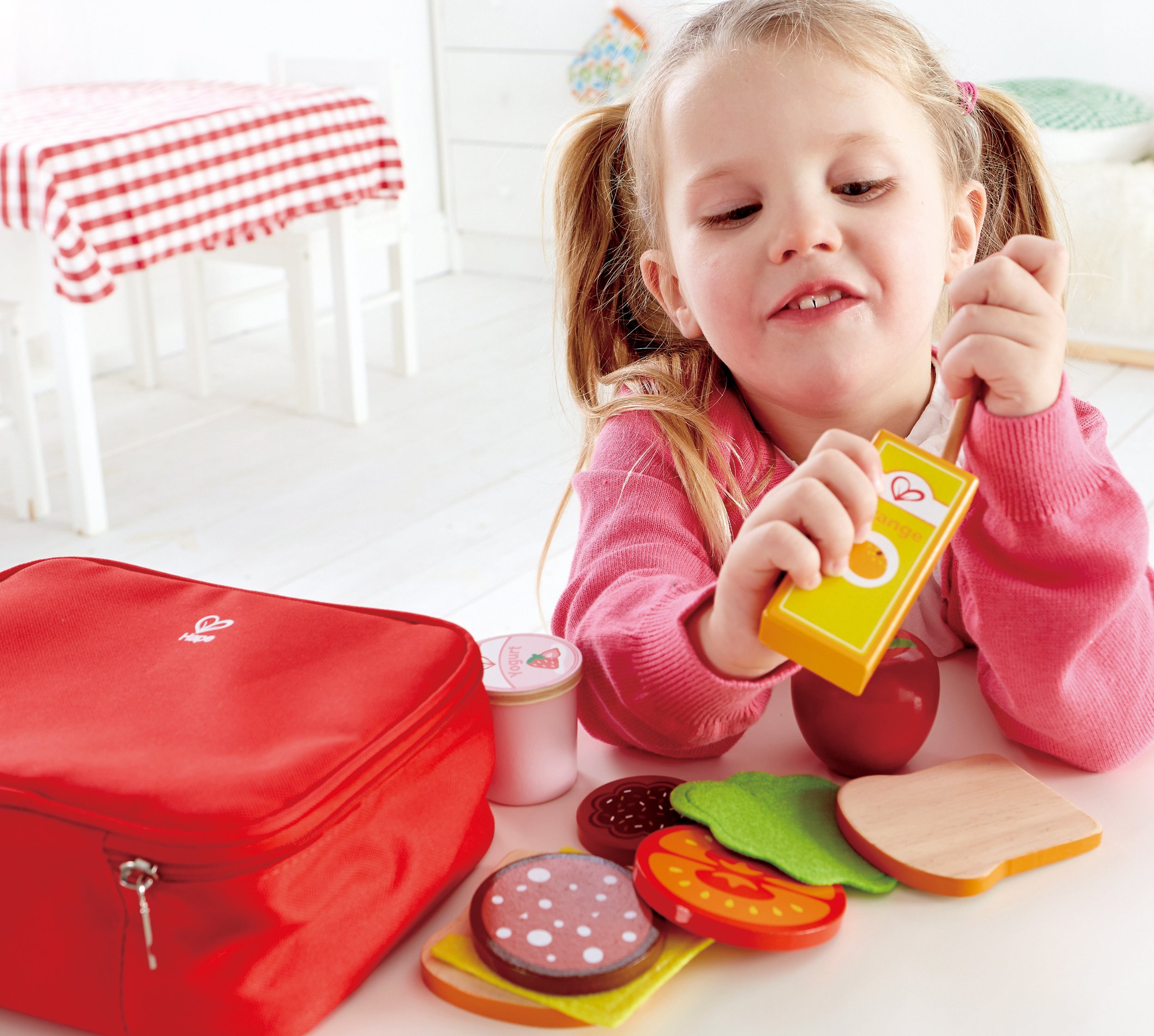 Hape Wooden Lunch Box - Kids Pretend Play Kitchen Food Set with Accessories | Educational Toy for Toddlers & Preschoolers | Perfect for Role Play, Birthday Gifts & Daycare Activities