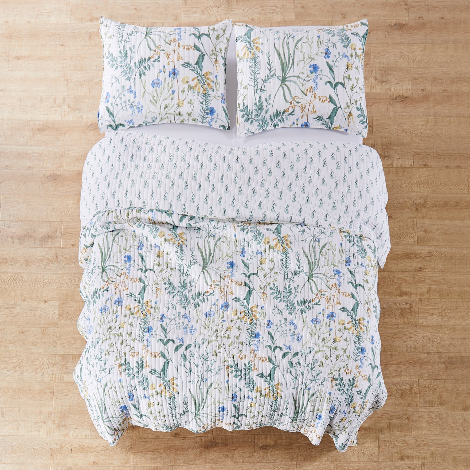 Apolonia Luxury Quilt Set - Queen Size Bedding, Soft Microfiber Comforter with Matching Pillow Shams - Perfect for Master Bedroom, Guest Room & Cozy Home Decor