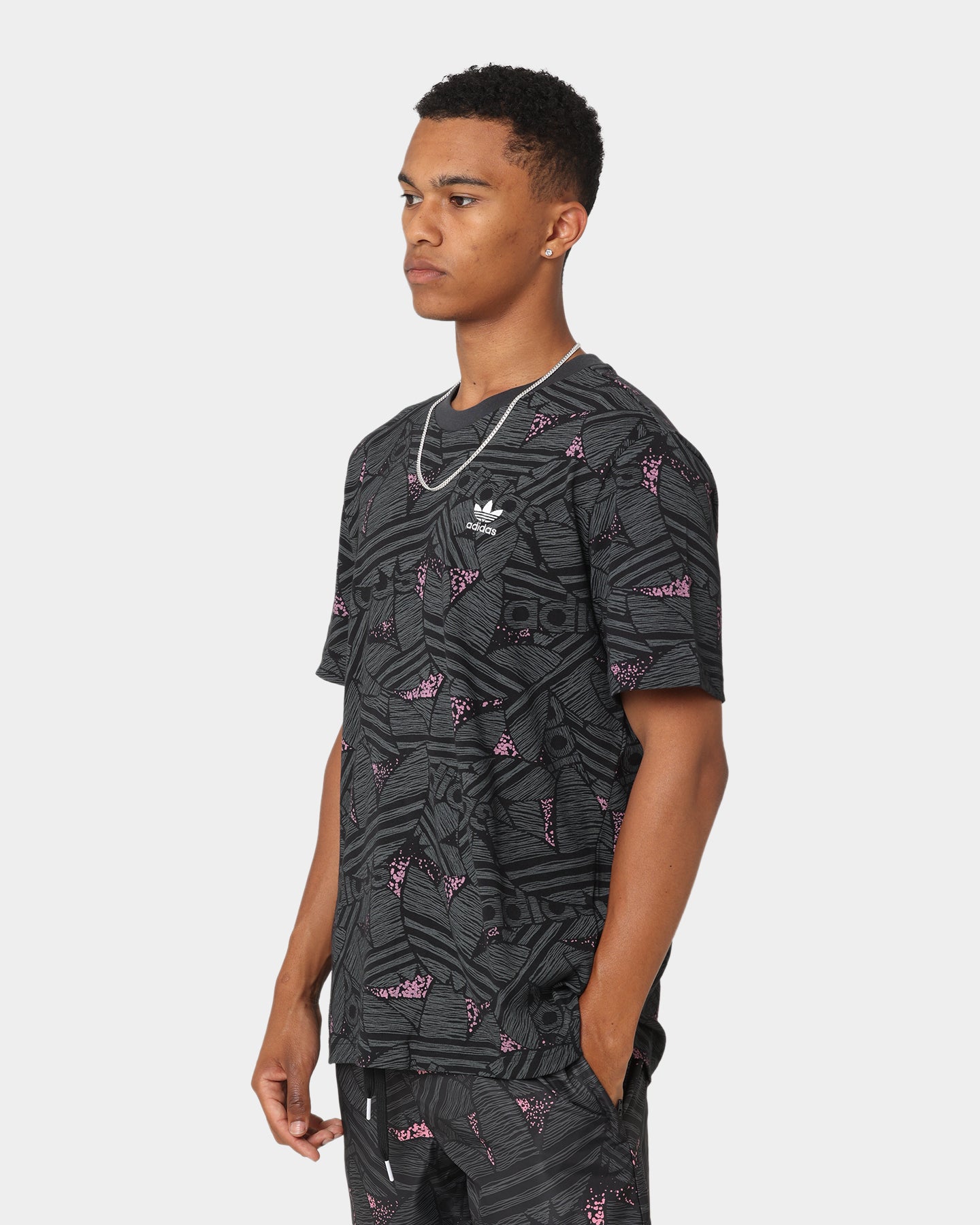 Adidas Trefoil All Over Print T-Shirt for Men & Women - Black/Grey - Size 6 - Casual Streetwear & Gym Wear