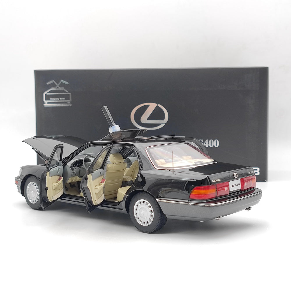 1:18 Scale Toyota Lexus LS400 First Generation Diecast Model Car - Black & Gray - Perfect for Collectors, Display, and Gifts