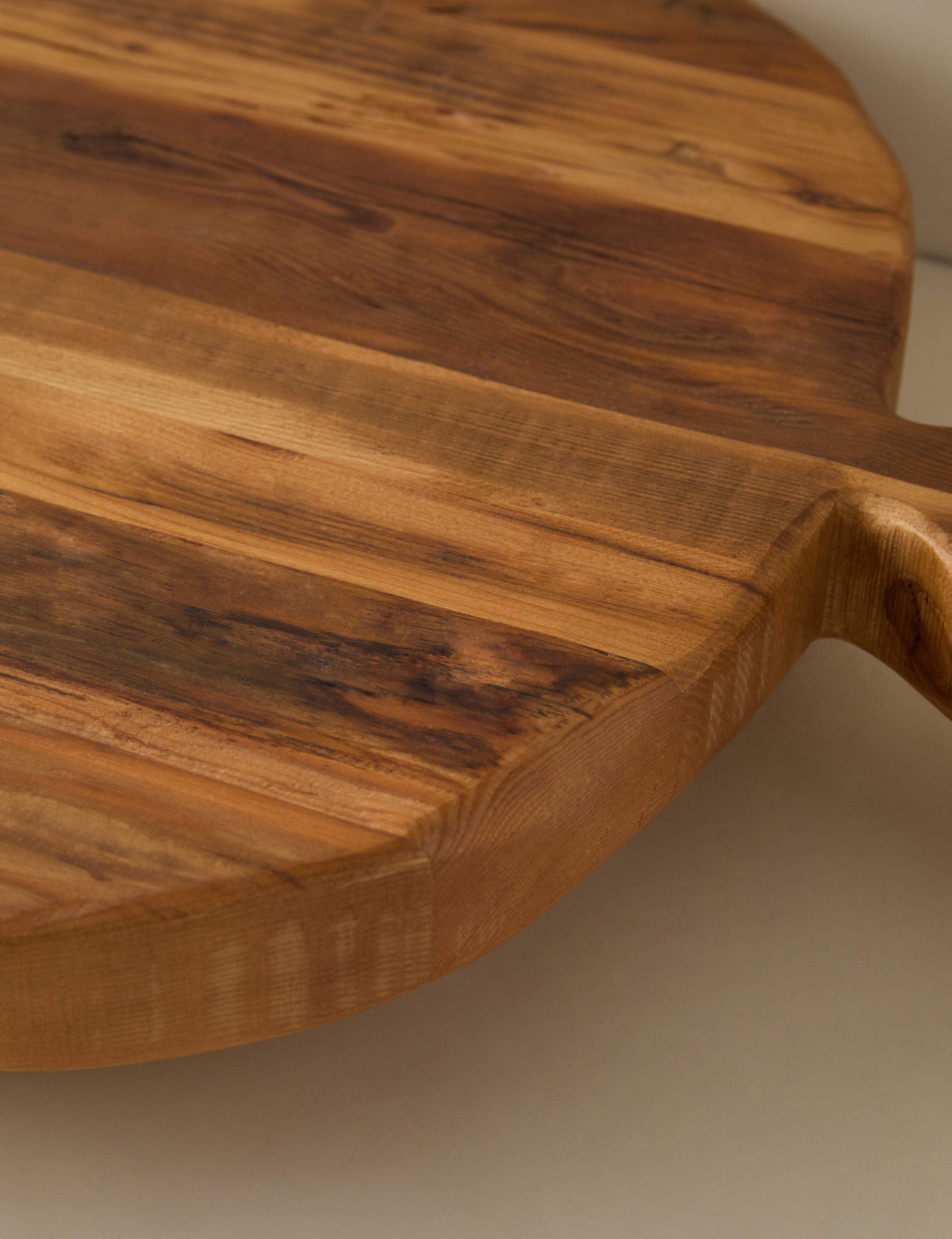 Elegant Rectangular Footed Serving Board - Premium Wooden Cheese & Charcuterie Tray - Perfect for Entertaining, Wine Nights & Charcuterie Displays