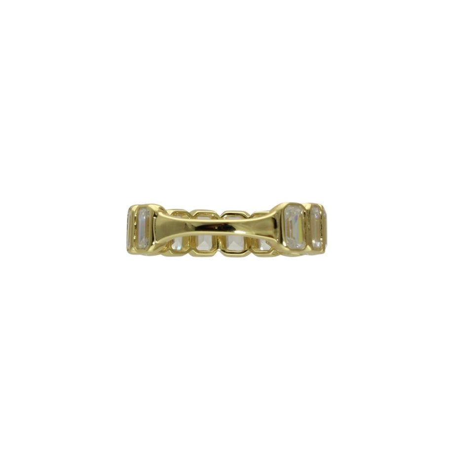 Emerald Cut Bezel Ring for Women - Elegant Green Gemstone Wedding Band, Engagement Ring, Anniversary Gift - Perfect for Everyday Wear & Special Occasions