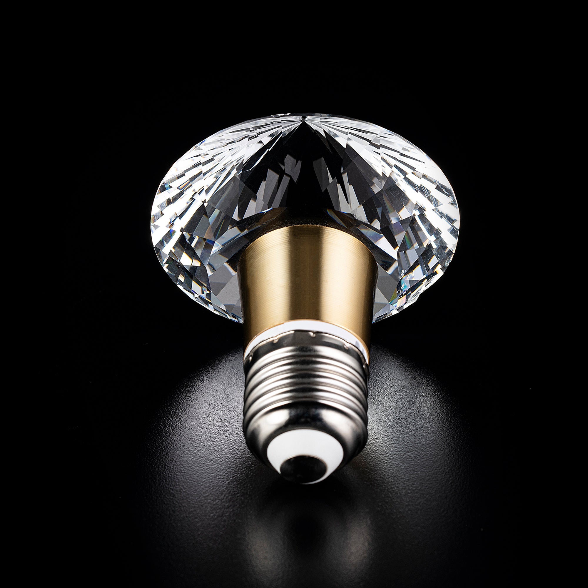 SPEAR DIAMOND Crystal LED Light Bulb - Energy Efficient Decorative Lighting for Chandeliers, Lamps & Home Decor