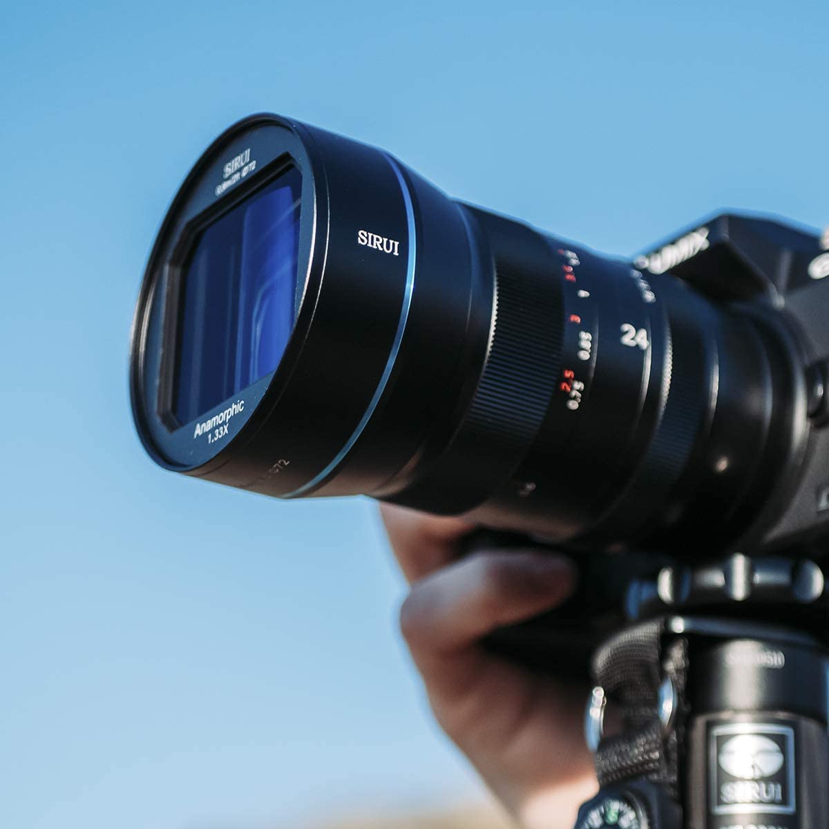 SIRUI 24mm S35 Anamorphic Cinema Lens F2.8 1.33X for Canon RF Mount - Wide Angle Prime Lens for Filmmaking, Vlogging & Cinematic Video Production