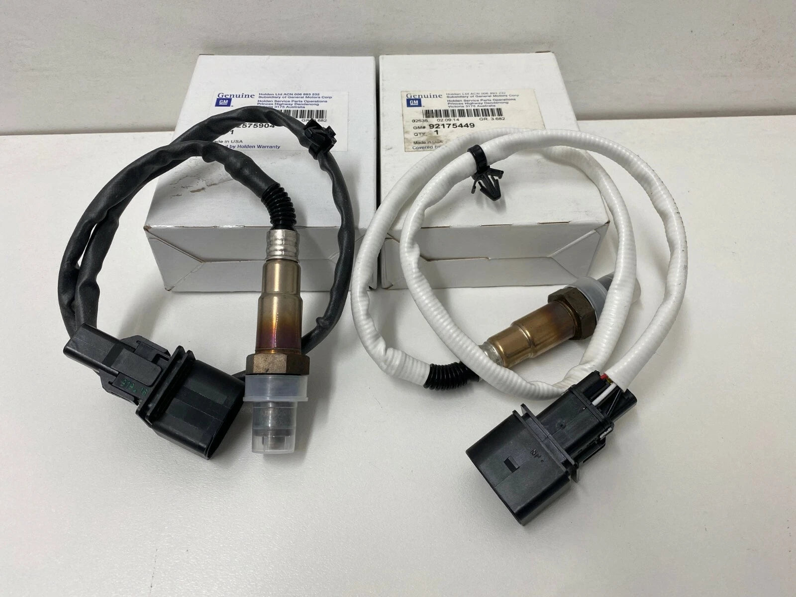Genuine Holden Commodore VZ V6 LEO LY7 Front Oxygen Sensor Pair - Compatible with 2004-2006 Models - Improve Engine Performance & Fuel Efficiency - Perfect for DIY Auto Repairs & Maintenance