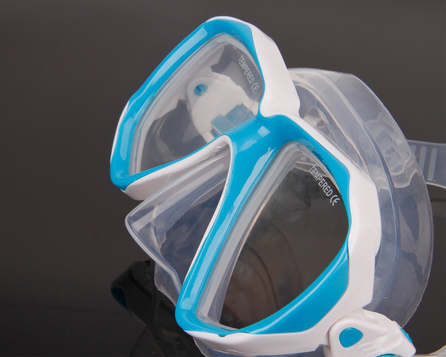 Anti-Fog Kids Snorkeling Goggles - Wide Clear Lens for Swimming & Diving