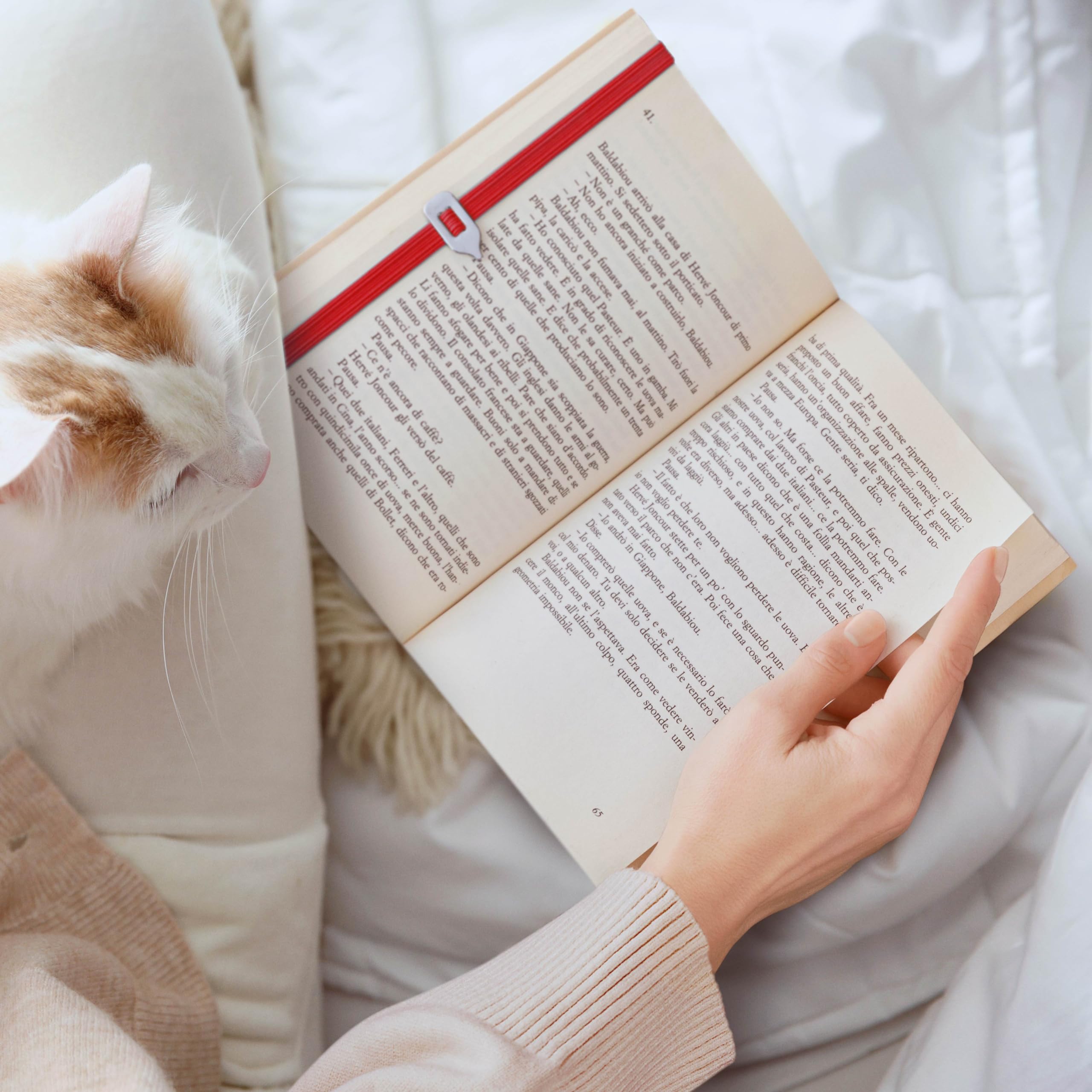 Elastic Bookmark for Books - Durable & Stylish Page Holder for Women, Men & Kids - Italian Design - Never Lose Your Place - Perfect for Reading, Gifts & Travel (Red)