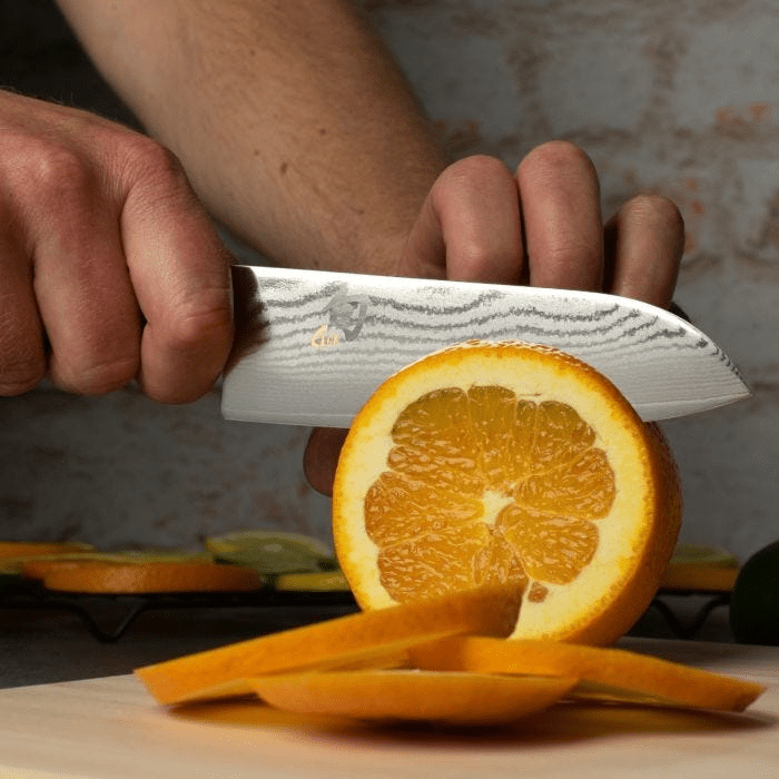Shun Classic 5.5 Inch Santoku Knife - Japanese High-Carbon Stainless Steel Kitchen Knife for Slicing, Dicing & Mincing - Perfect for Home Chefs & Professional Cooking
