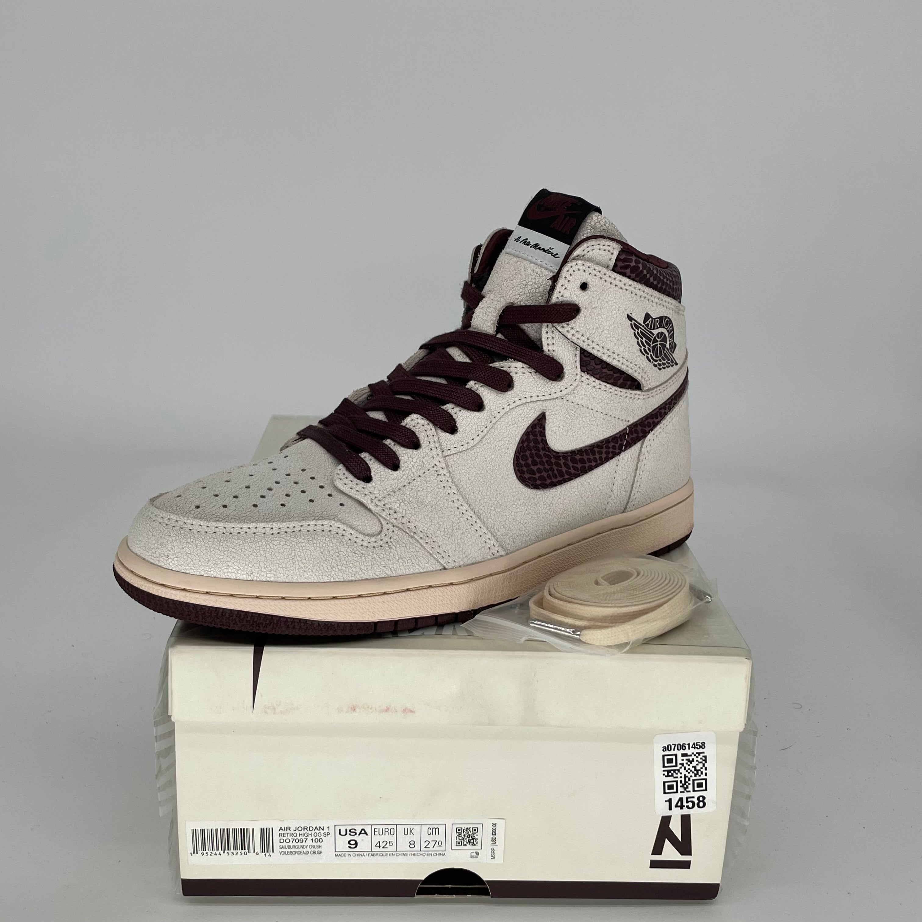 AIR JORDAN 1 Retro High OG 