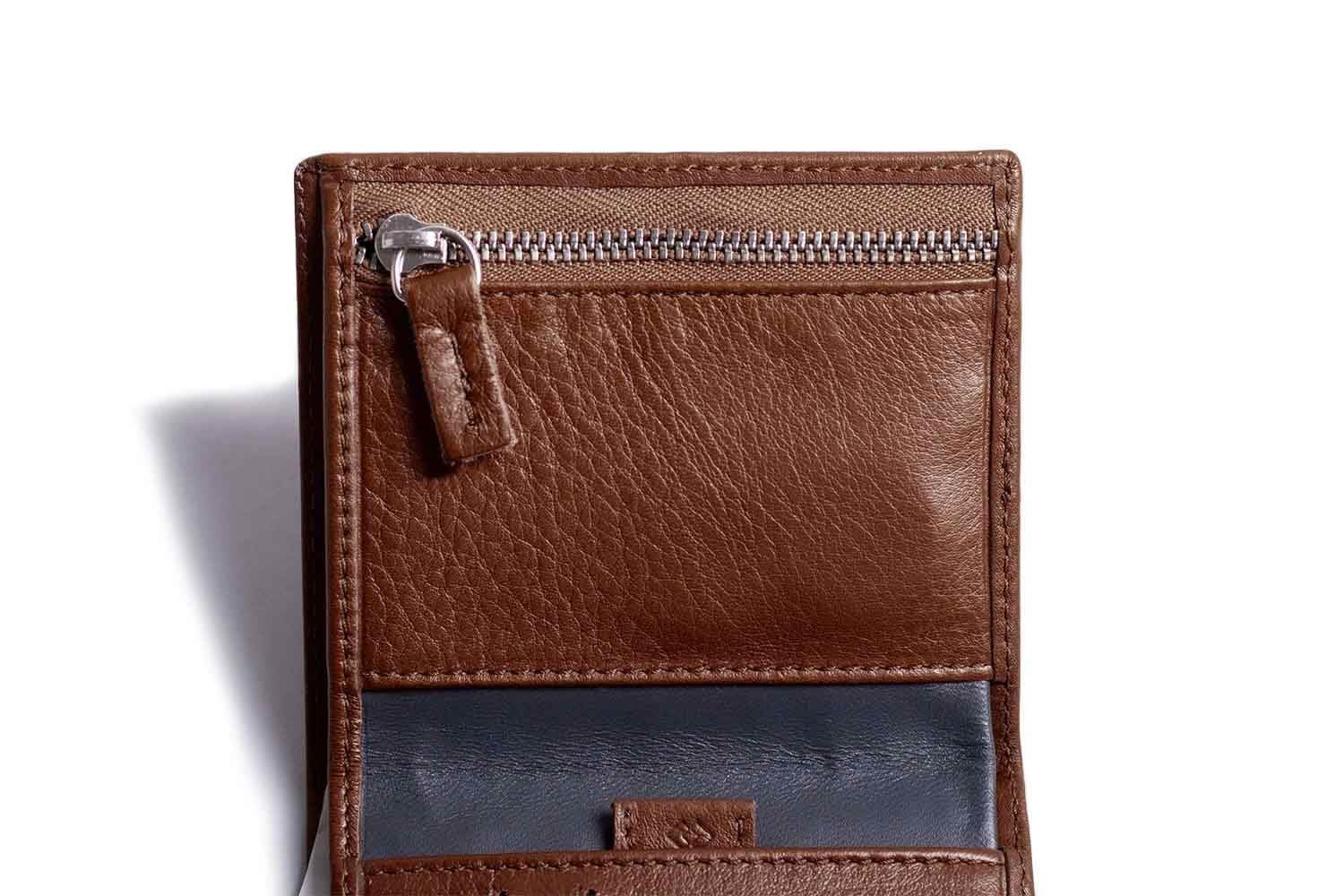 Premium Genuine Leather Bifold Zip Wallet with RFID Blocking Technology - Secure & Stylish Wallet for Men's Everyday Use, Travel, and Business