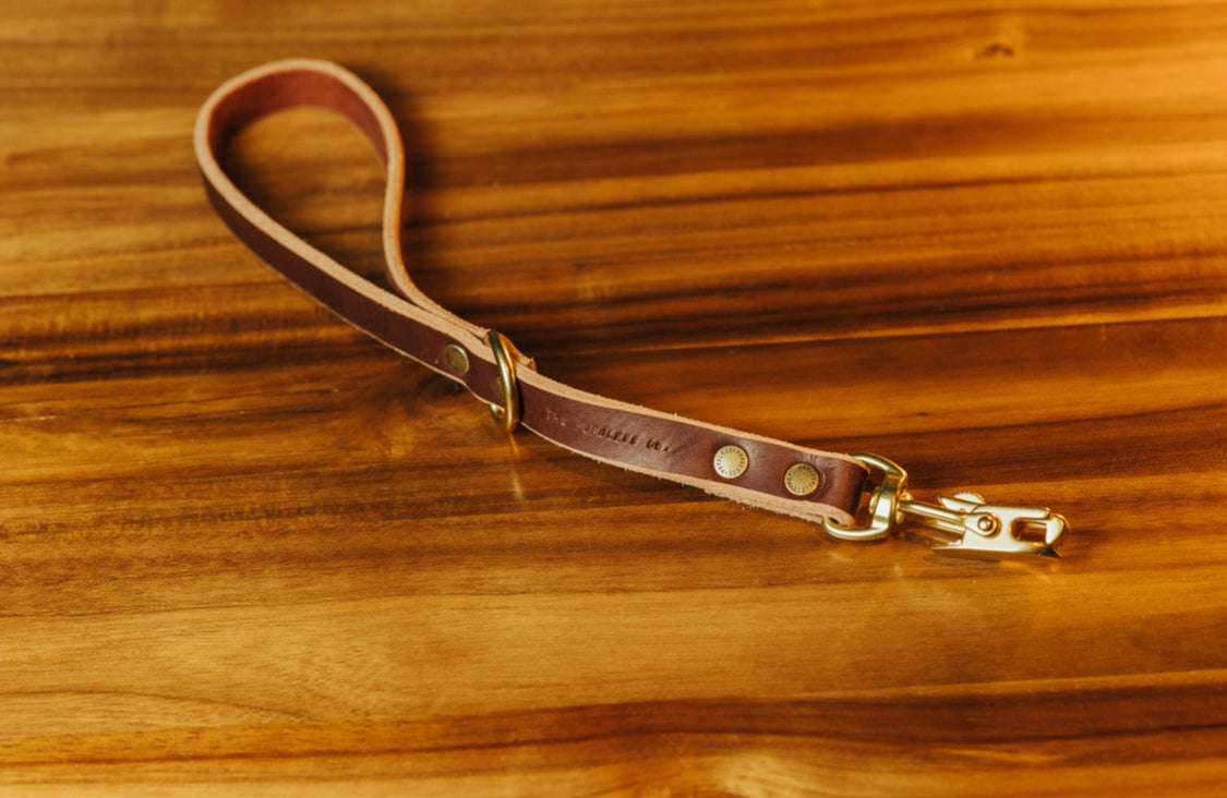 Premium The Gus Dog Lead - Durable Brown Leather Dog Leash for Medium & Large Breeds - Perfect for Walking, Training & Outdoor Adventures
