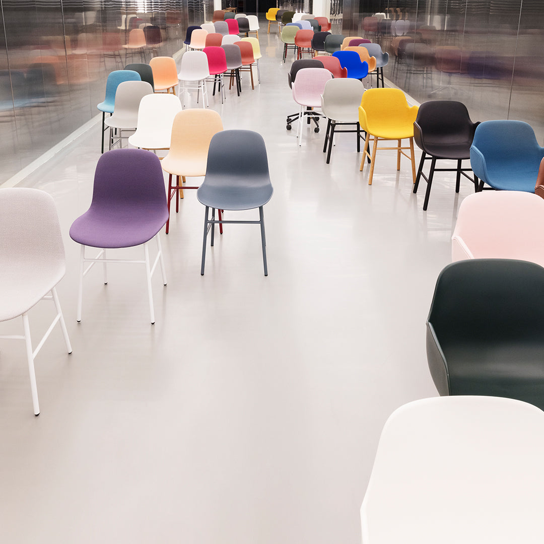 Stylish Fully Upholstered Form Counter Chair - Perfect for Kitchen Islands, Breakfast Bars & Home Dining Areas
