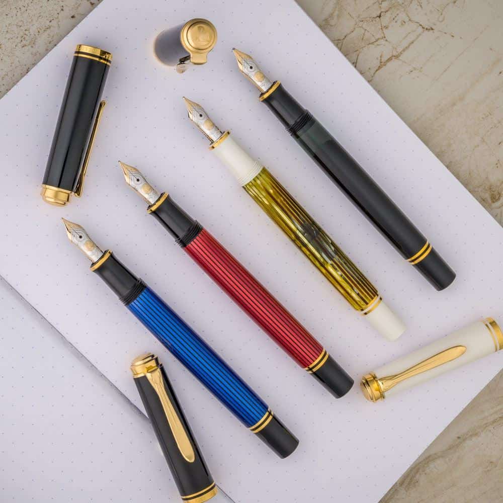 Pelikan M400 Souverän Fountain Pen - Premium Writing Instrument for Professionals, Collectors & Calligraphy | Ideal for Office, Gifts & Signature Writing