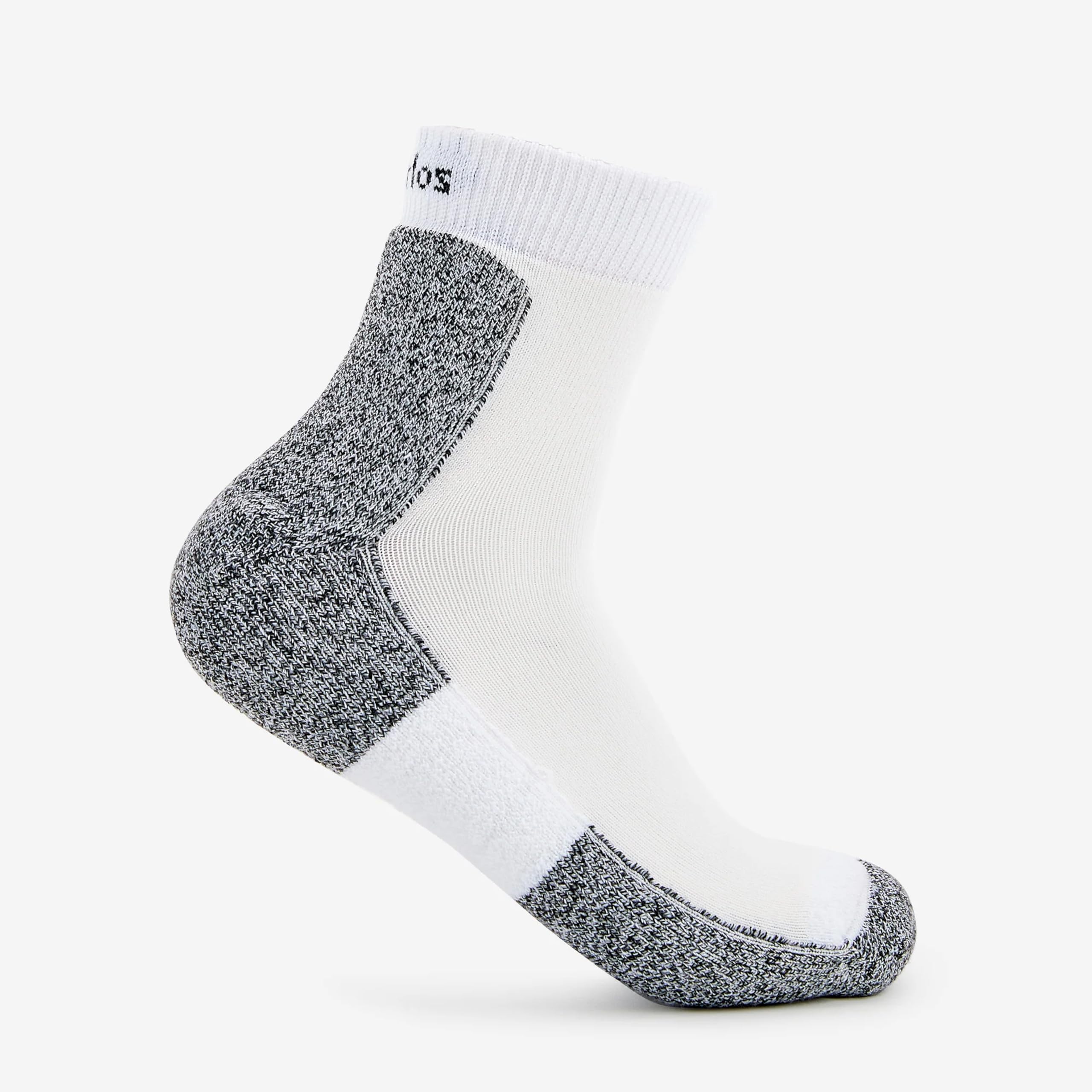 Thorlos Women's LRMXW Thin Cushion Running Ankle Socks - Lightweight Performance Socks for Marathon, Jogging & Gym Workouts - Perfect for Runners & Athletes