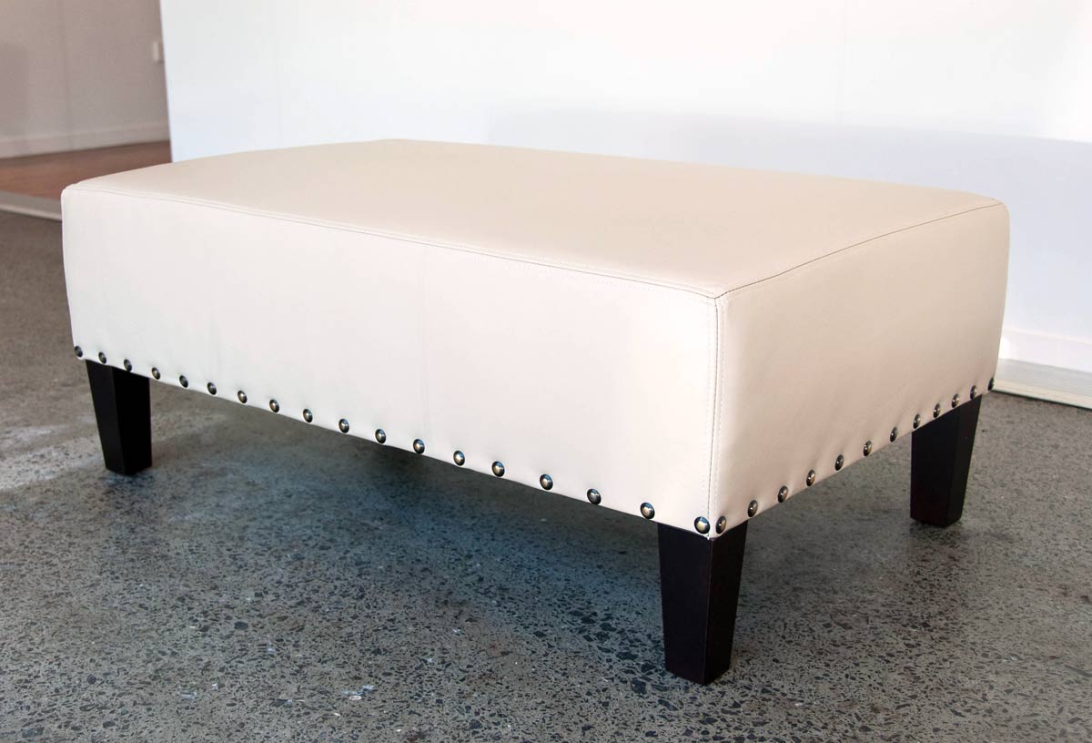 Beige Leather Ottoman with Studs - 100x60x40cm Footrest Stool for Living Room, Bedroom & Office - Modern Tufted Storage Bench with Metal Studs Decor