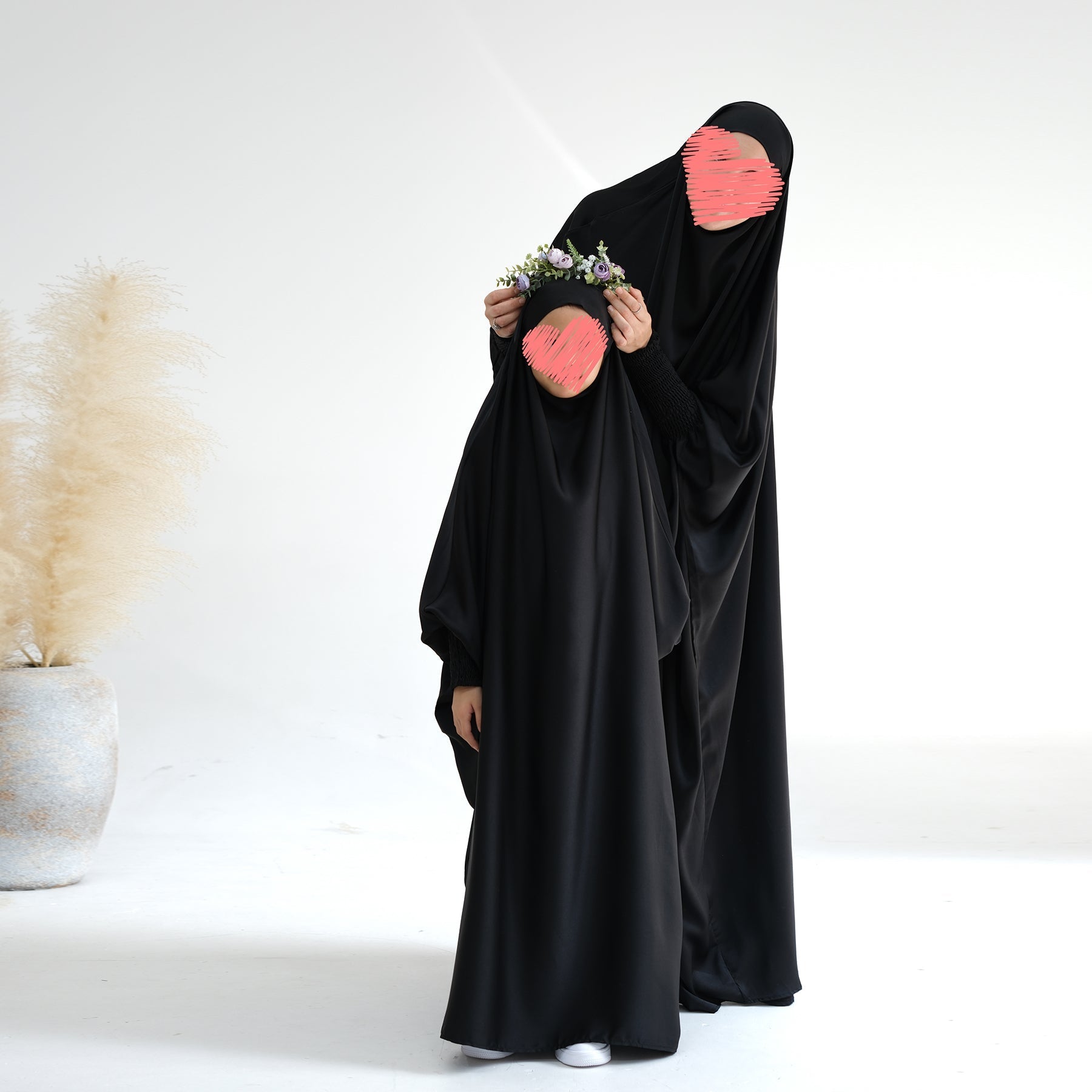 Marwa Kids Satin Jilbab - Islamic Prayer Hijab for Girls - Soft & Comfortable Black Headscarf - Perfect for School, Mosque & Special Occasions