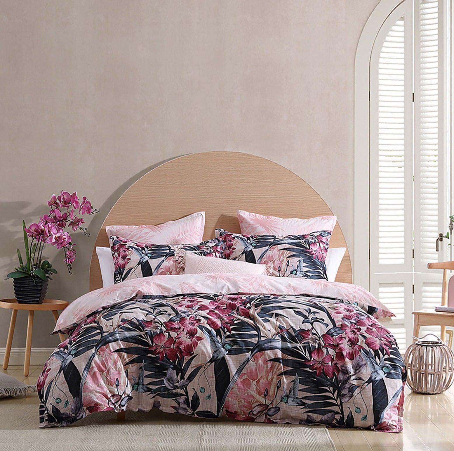 Logan & Mason Hummingbird Blush Quilt Cover Set - Soft Floral Bedding for Master & Guest Bedrooms