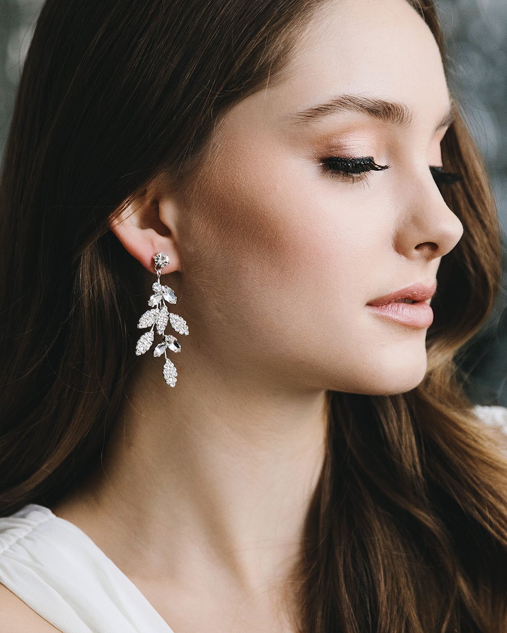 Tatum Wedding Earrings for Bride - Elegant Pearl & Crystal Bridal Jewelry Set - Perfect for Weddings, Prom, Anniversary & Special Occasions