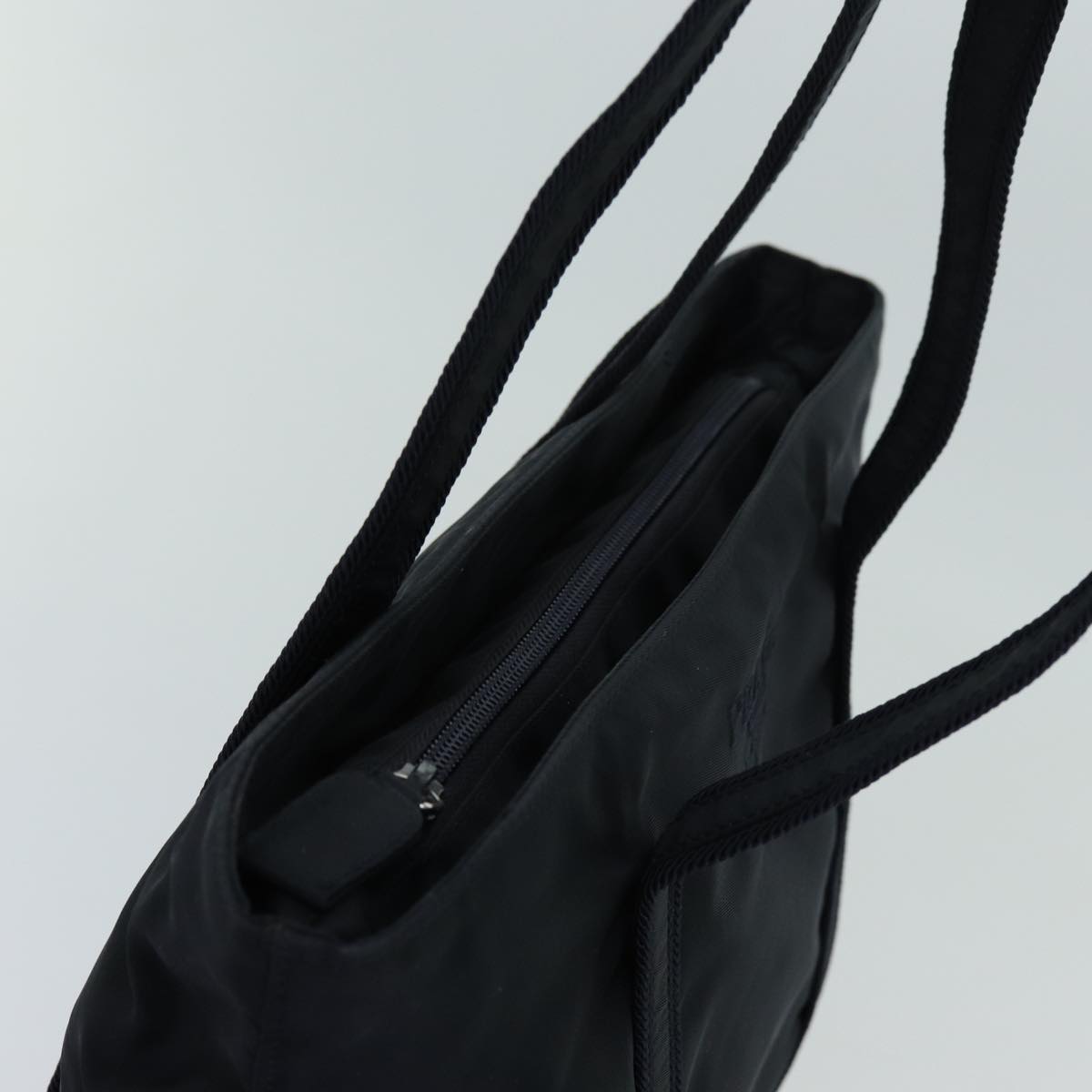 Lightweight Durable Black Nylon Shoulder Bag for Women & Men - Perfect for Travel, Work, and Everyday Use