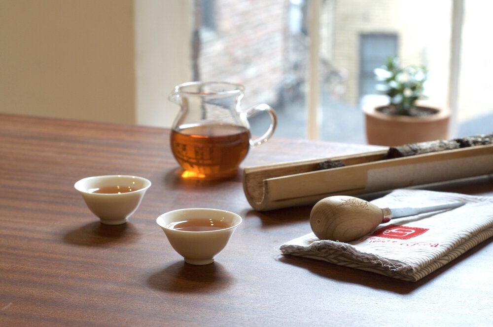 Premium 2017 Shu Pu-erh Tea in Bamboo Sticks - Aged Raw Puerh Tea for Relaxation & Meditation - Perfect for Tea Lovers & Gift Giving