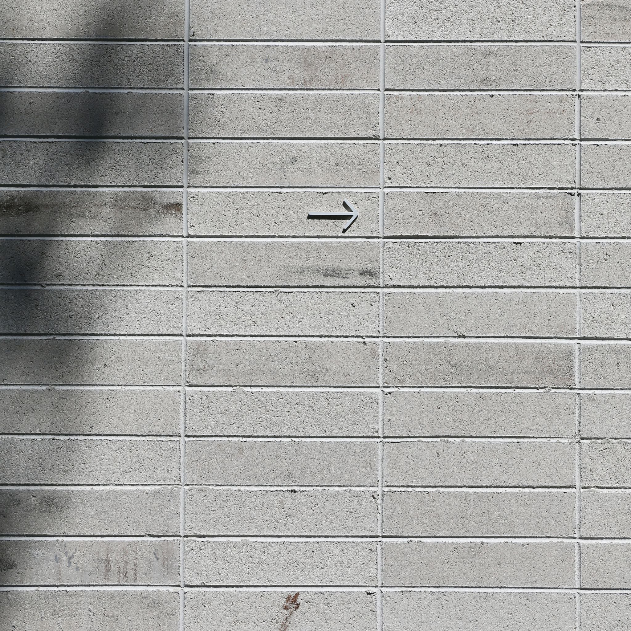 DESIGNSTUFF White Arrow Signage - Perfect for Office, Retail, and Event Directional Signage