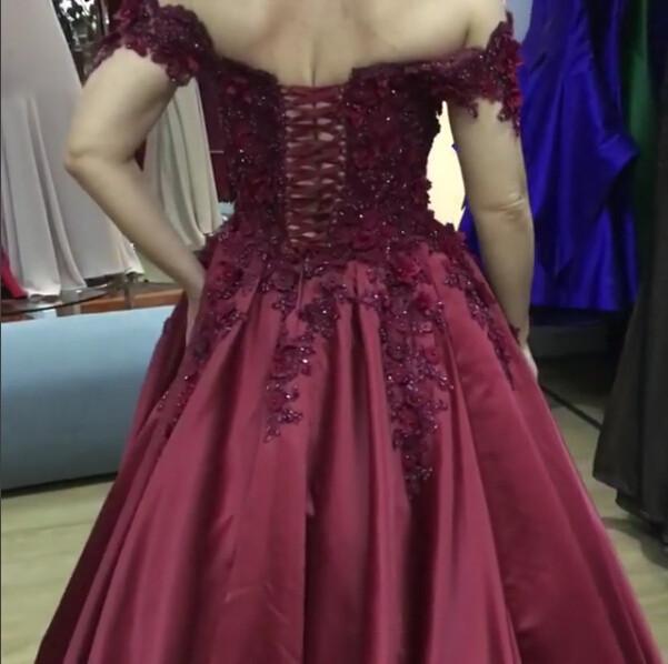 Elegant Ball Gown Satin Dress with 3D Lace Flowers - Off Shoulder Formal Gown for Prom, Wedding & Evening Events