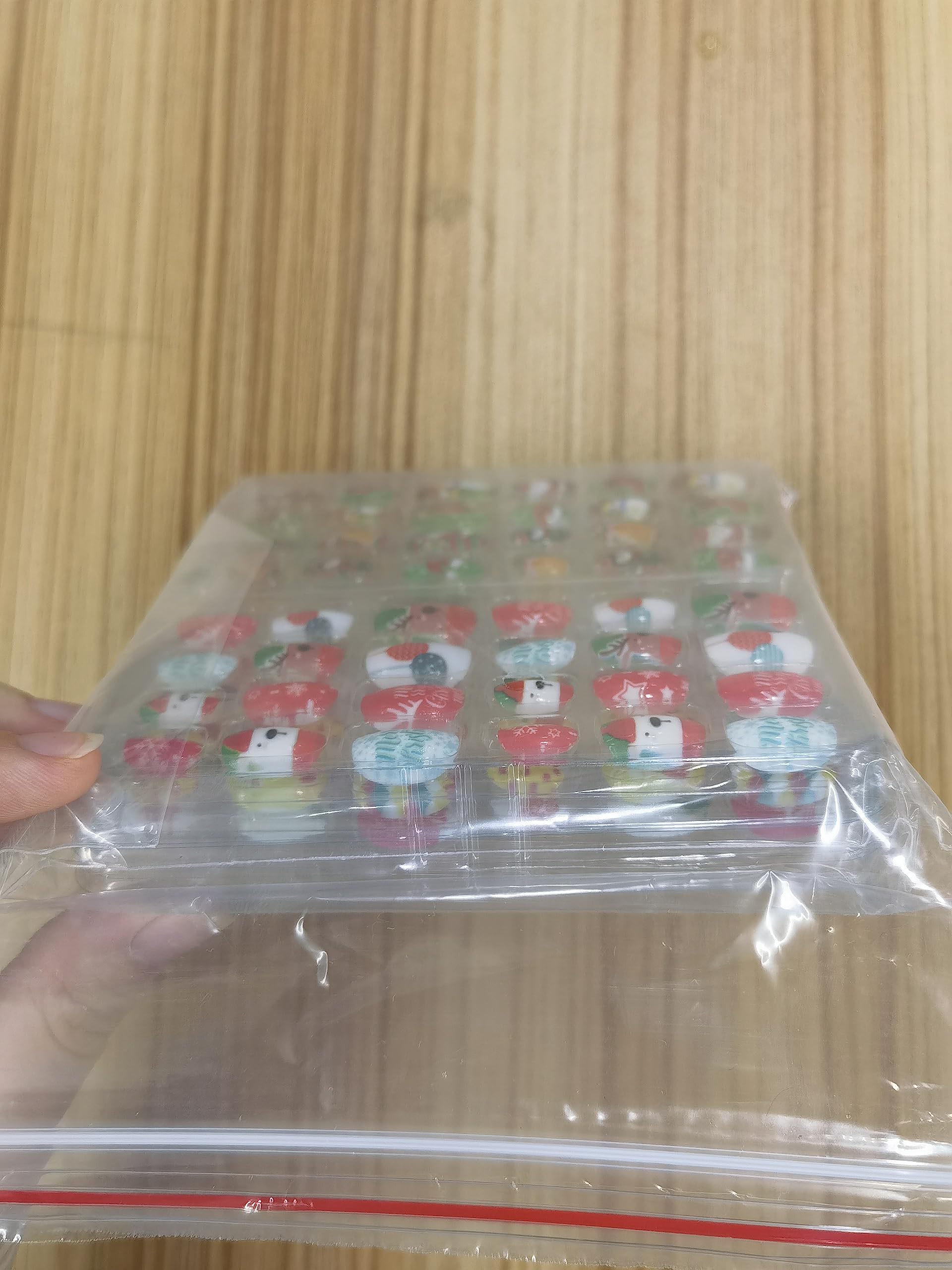 EBANKU 6 Packs Christmas Press on Nails for Kids - Short False Fingernails with 3D Santa Claus Snowman & Christmas Tree Designs - Perfect for Girls Holiday Parties, School Events & Family Gatherings