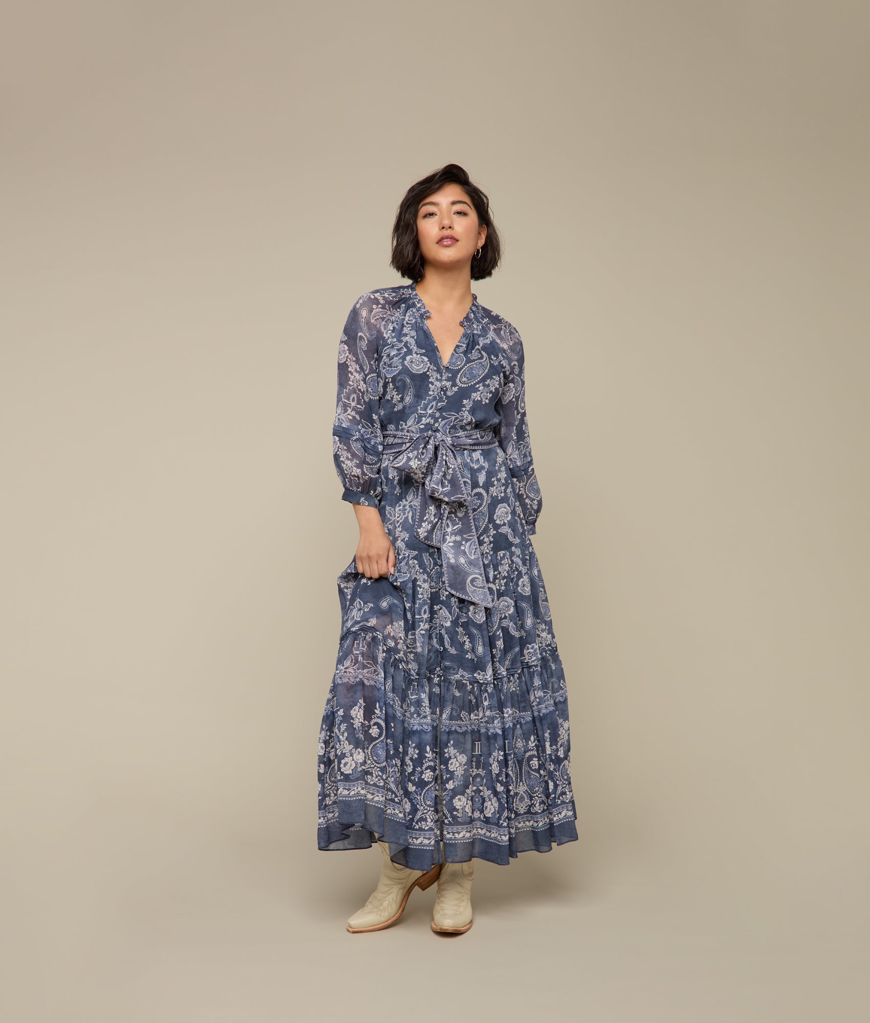 Elegant Iris Floral Print Dress in Blue Multi - Perfect for Spring Weddings, Garden Parties & Casual Outings