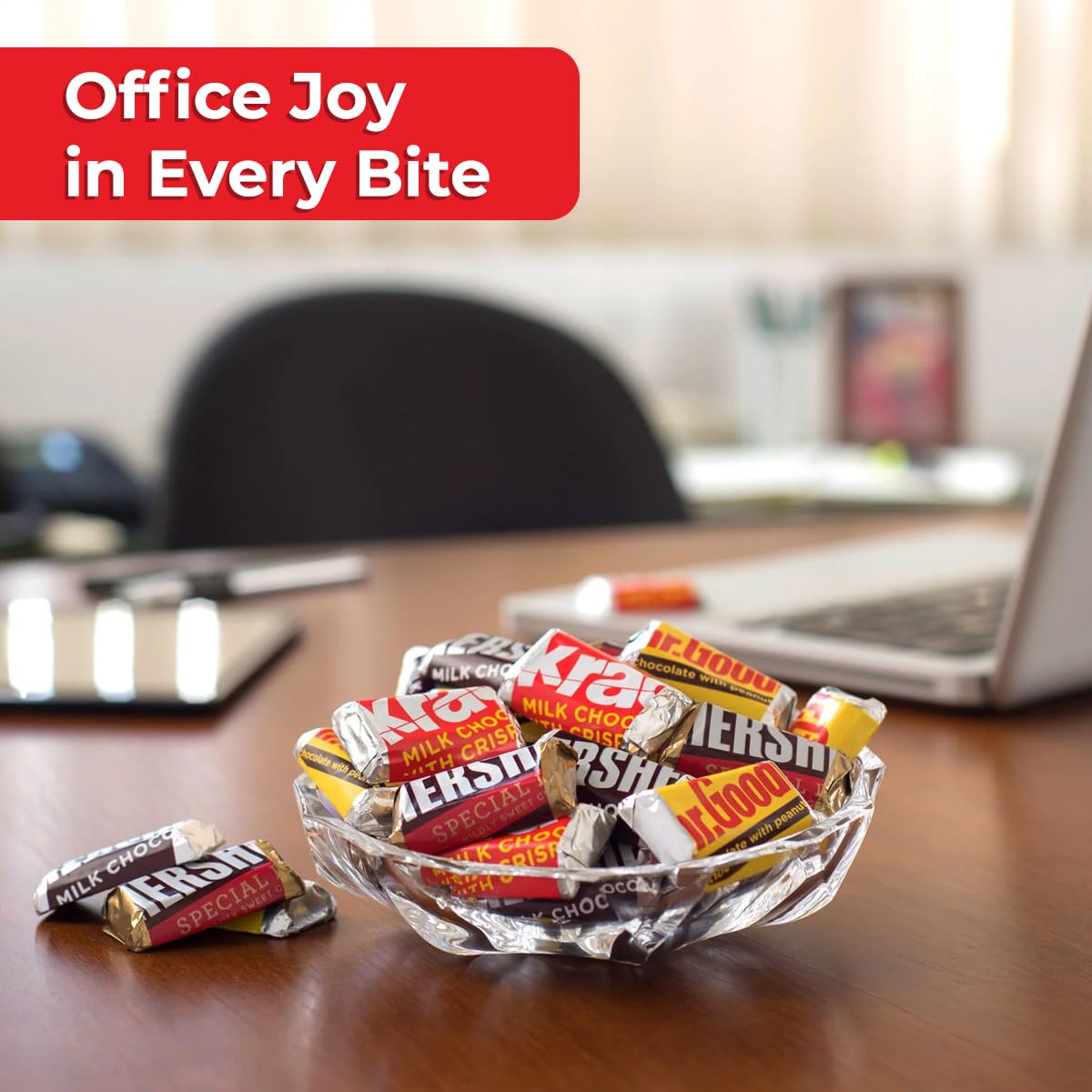 Hershey's Miniatures Assorted Chocolate Candy - 50 Pieces (1 Pound) Individually Wrapped Bulk Pack | Perfect for Halloween, Christmas Gifts, Party Favors, Office Snacks, Movie Nights & Family Gatherings